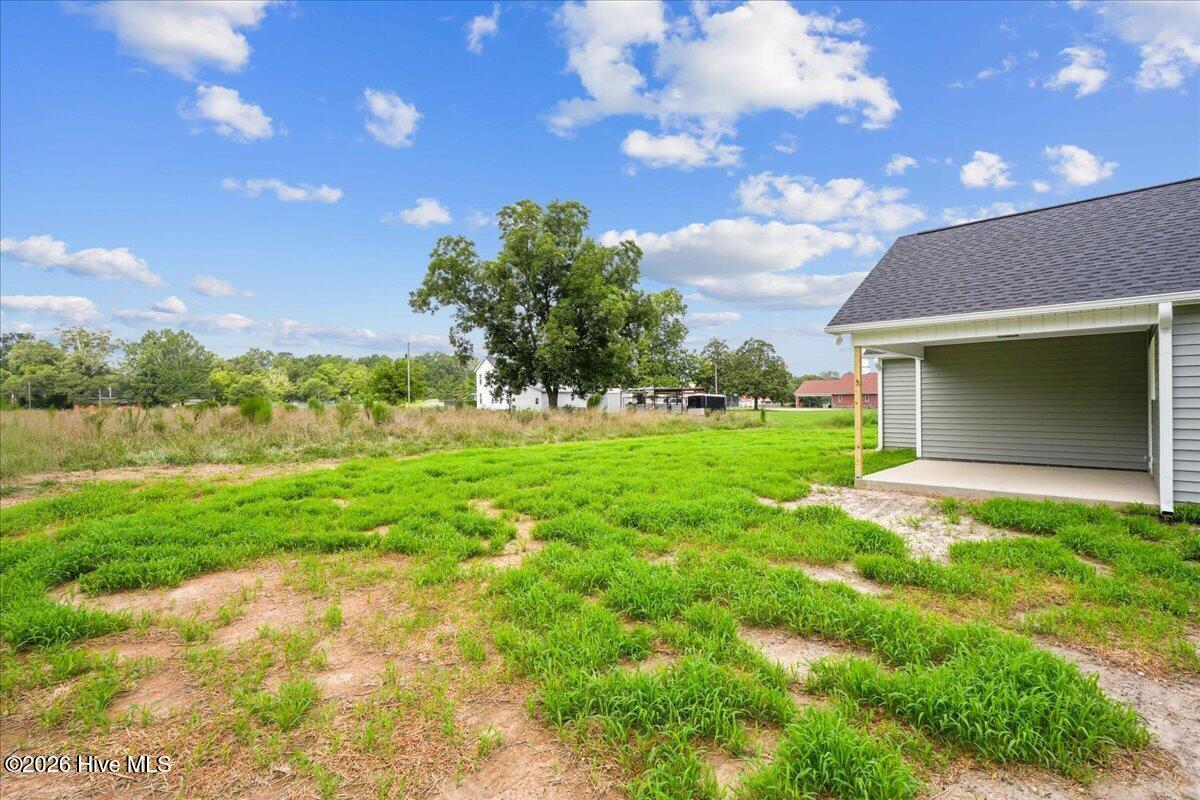 104 Lee Street Property Photo 28