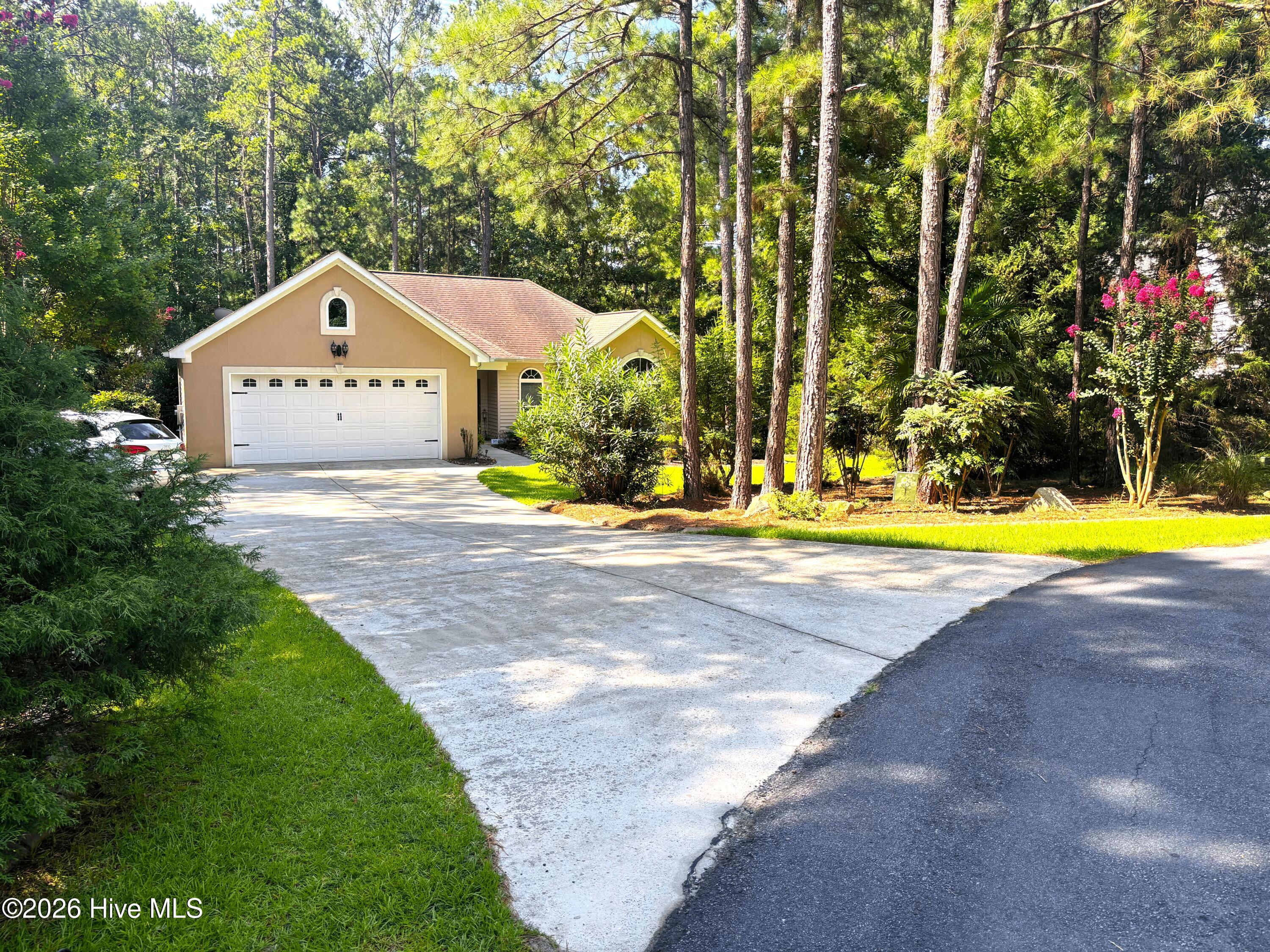 806 Sturbridge Drive Property Photo 1