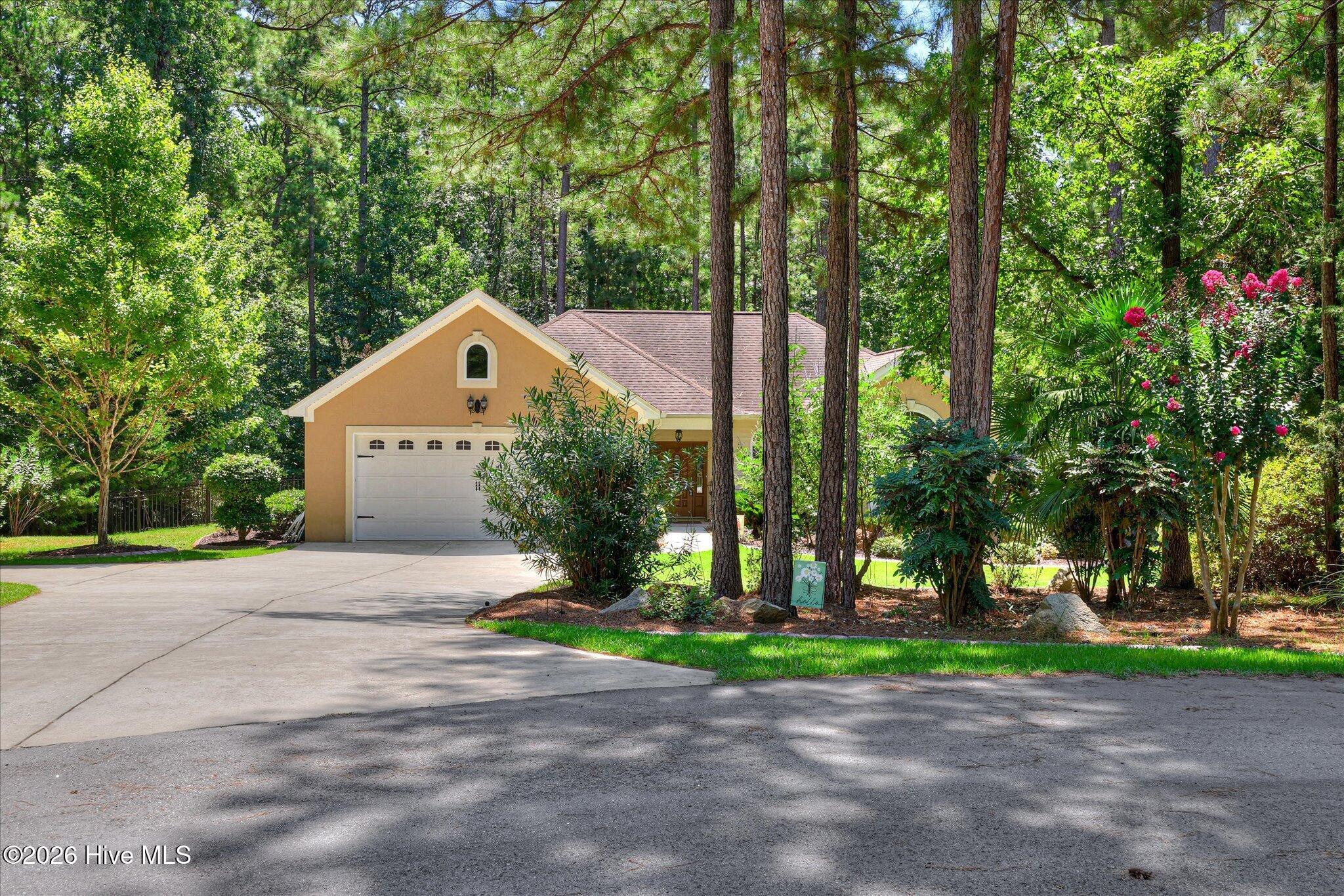 806 Sturbridge Drive Property Photo 6