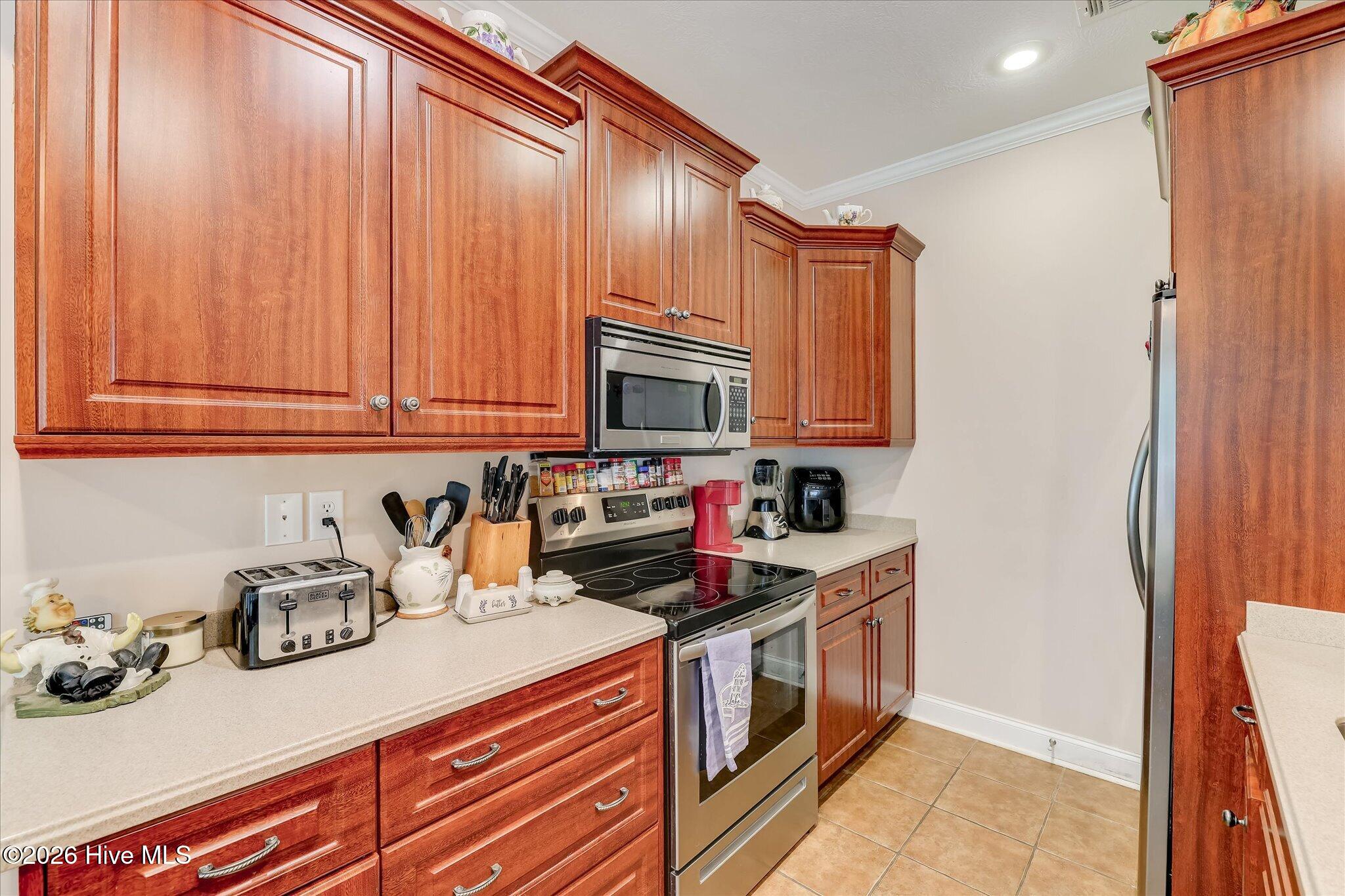 806 Sturbridge Drive Property Photo 16