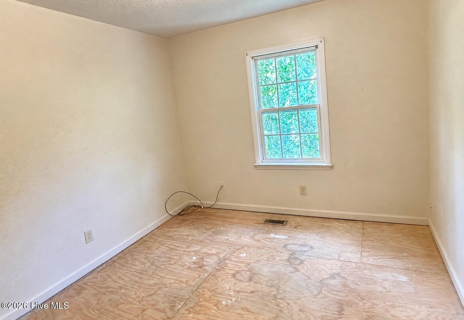 100 Kristin Drive B7 Property Photo 12