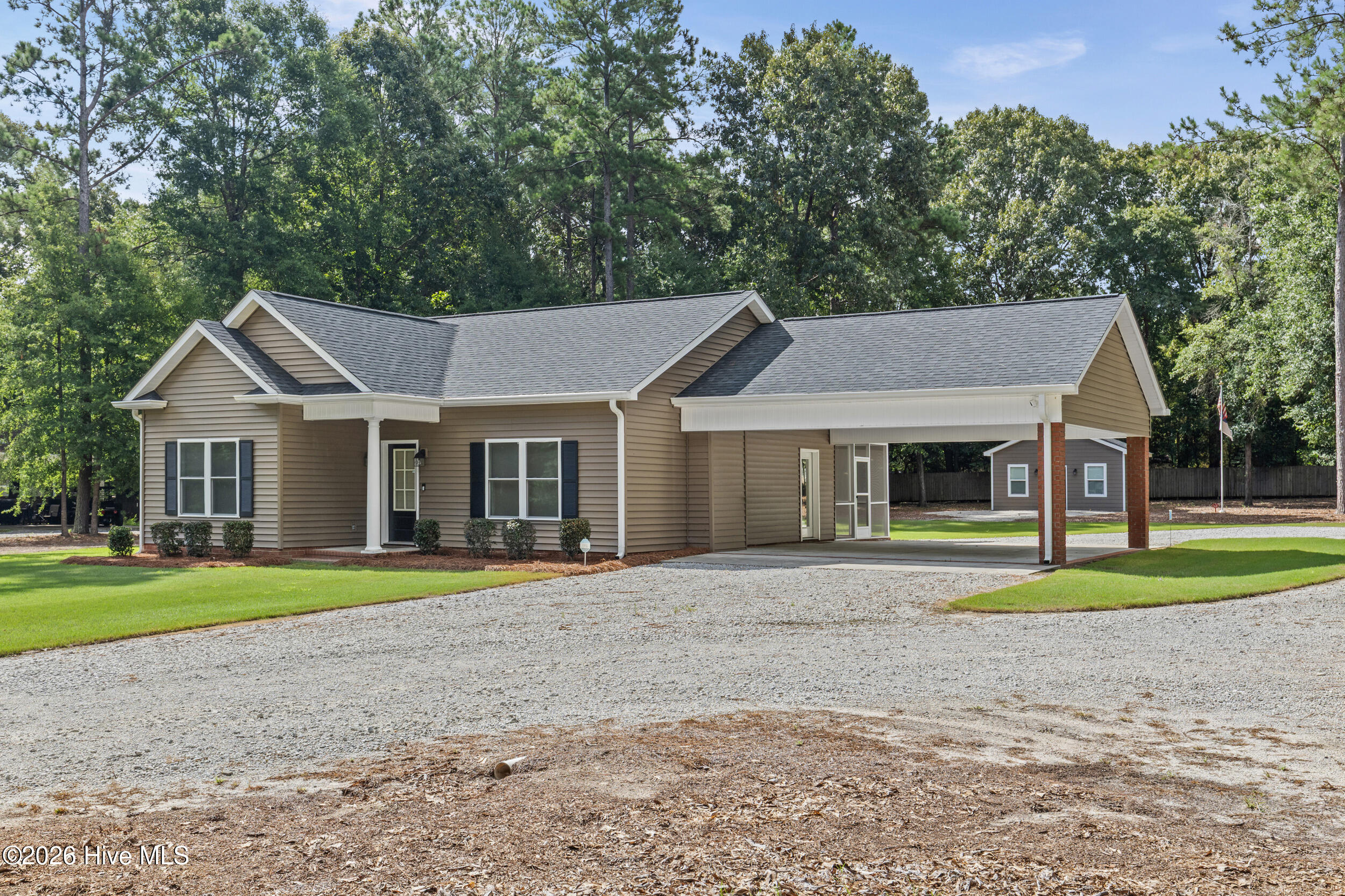 2543 Quaker Road Property Photo 2
