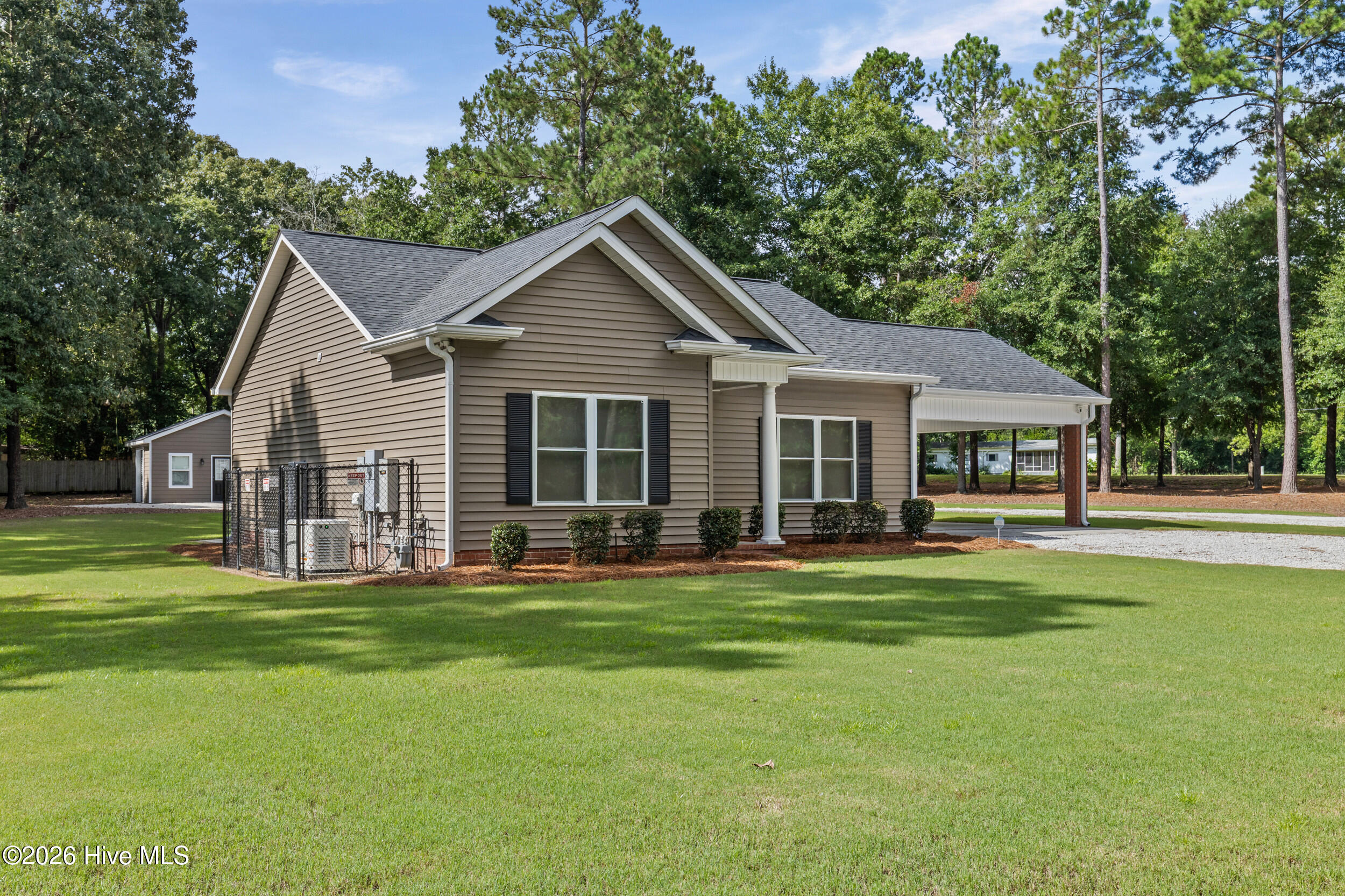 2543 Quaker Road Property Photo 3