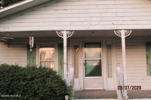 17 Dot Avenue Property Photo 2