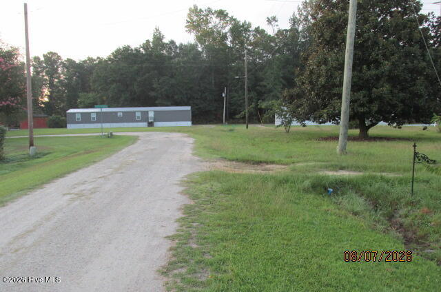 17 Dot Avenue Property Photo 7