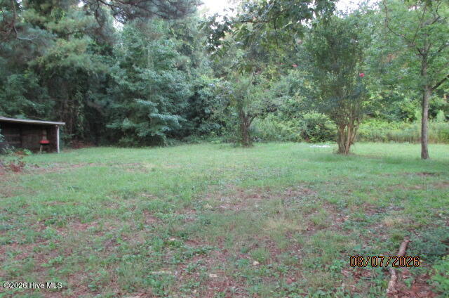 17 Dot Avenue Property Photo 9