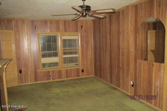 17 Dot Avenue Property Photo 13
