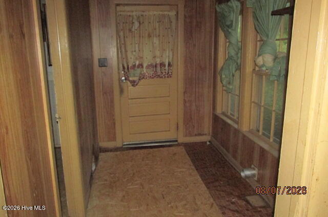 17 Dot Avenue Property Photo 15