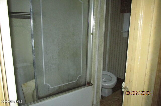 17 Dot Avenue Property Photo 16