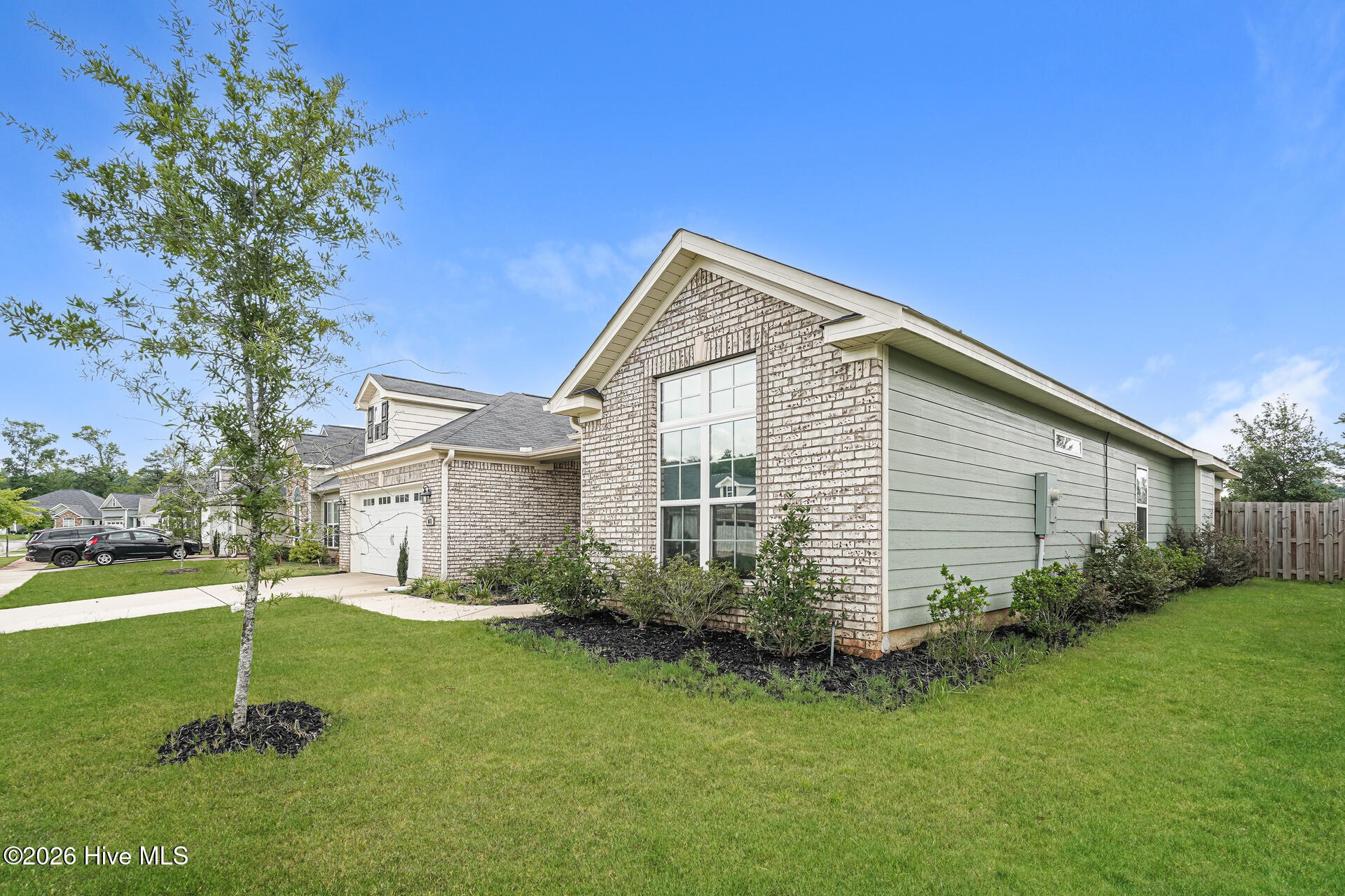875 Lynbrook Court Property Photo 6