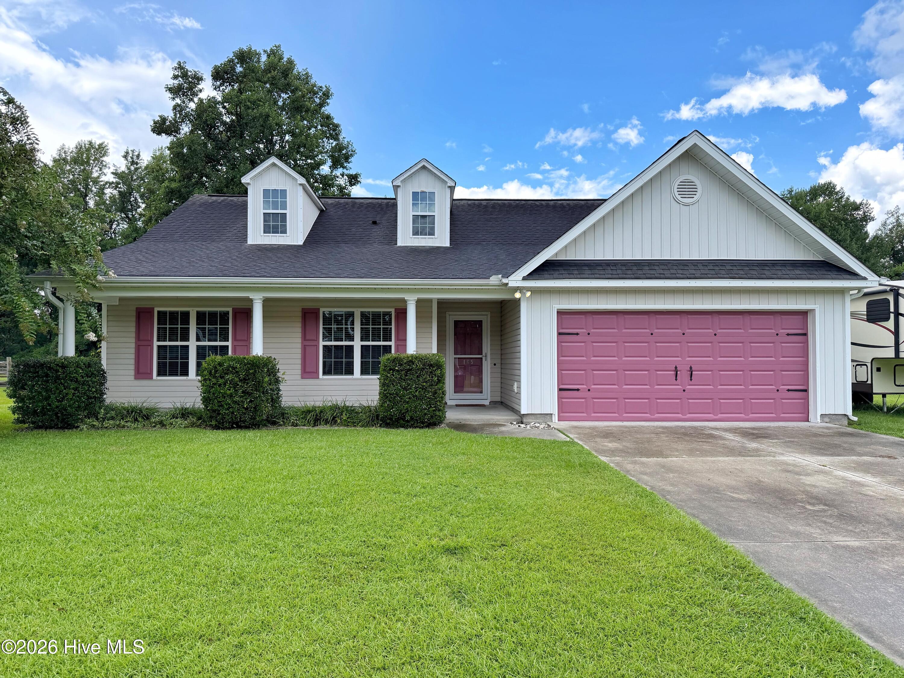 165 Backfield Place Property Photo 1