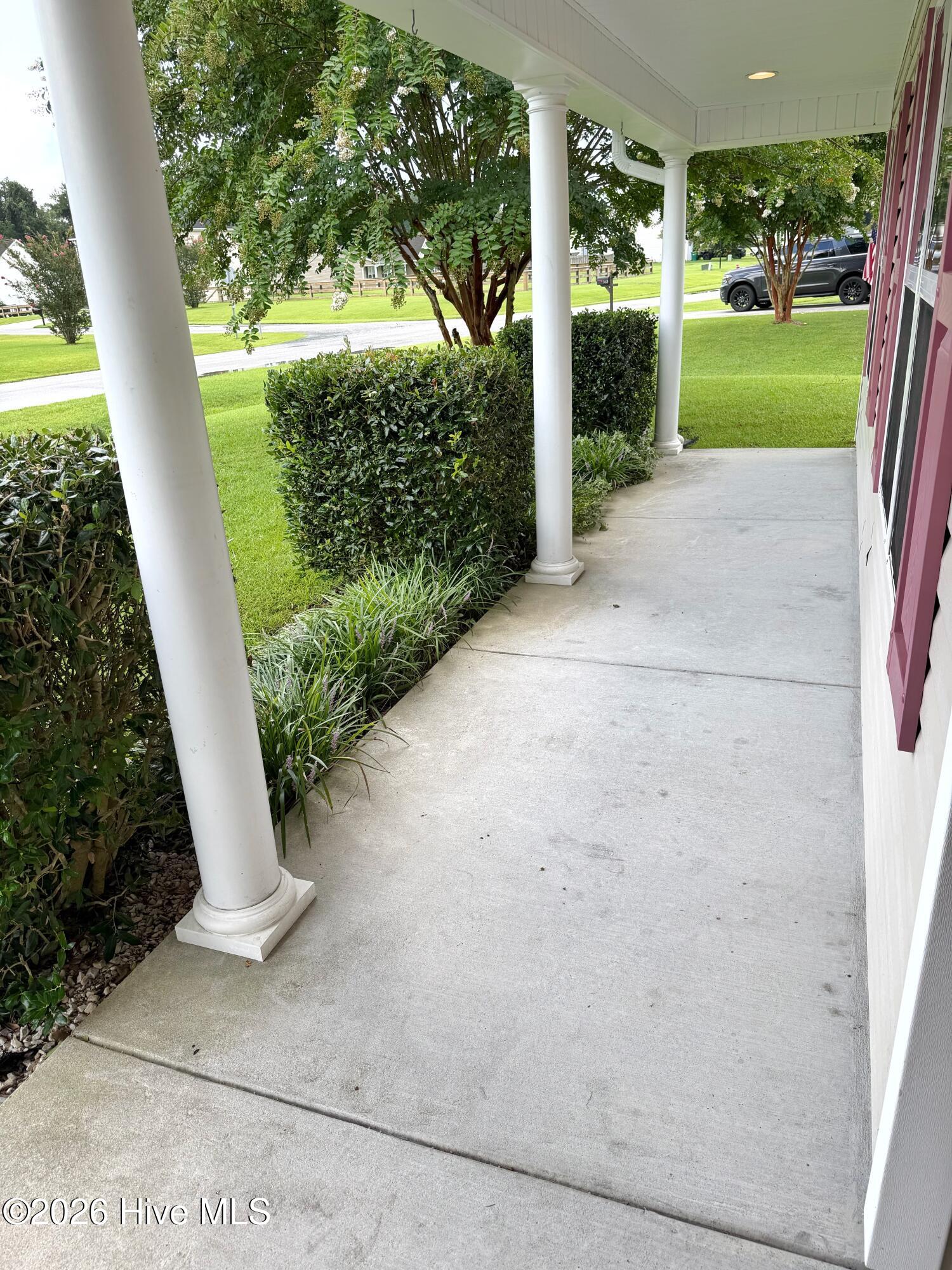 165 Backfield Place Property Photo 4