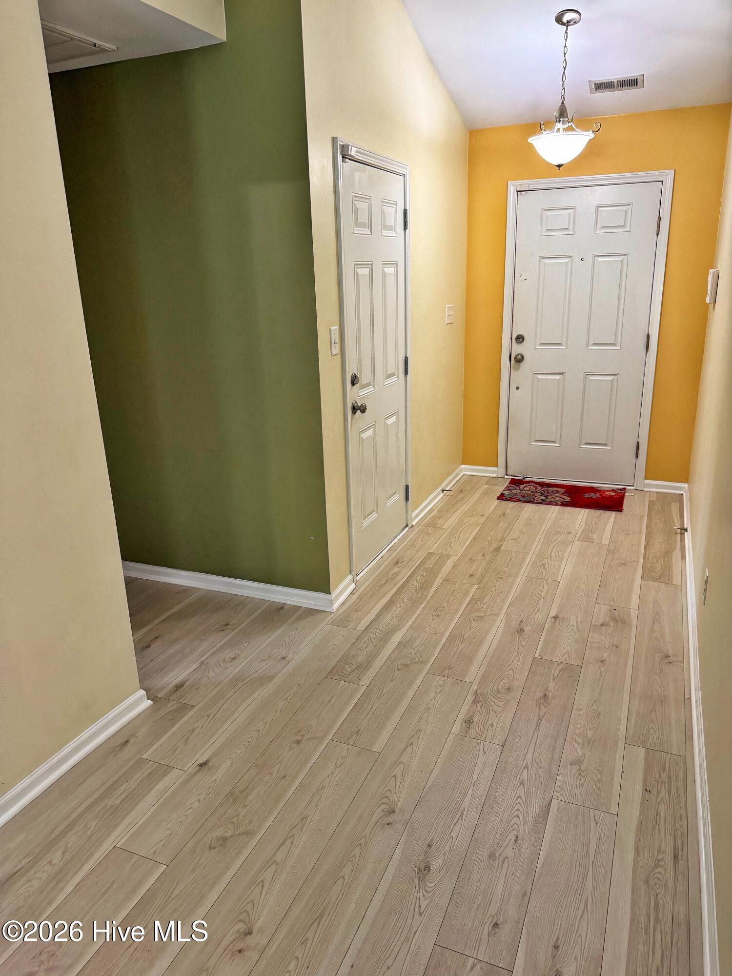 165 Backfield Place Property Photo 5