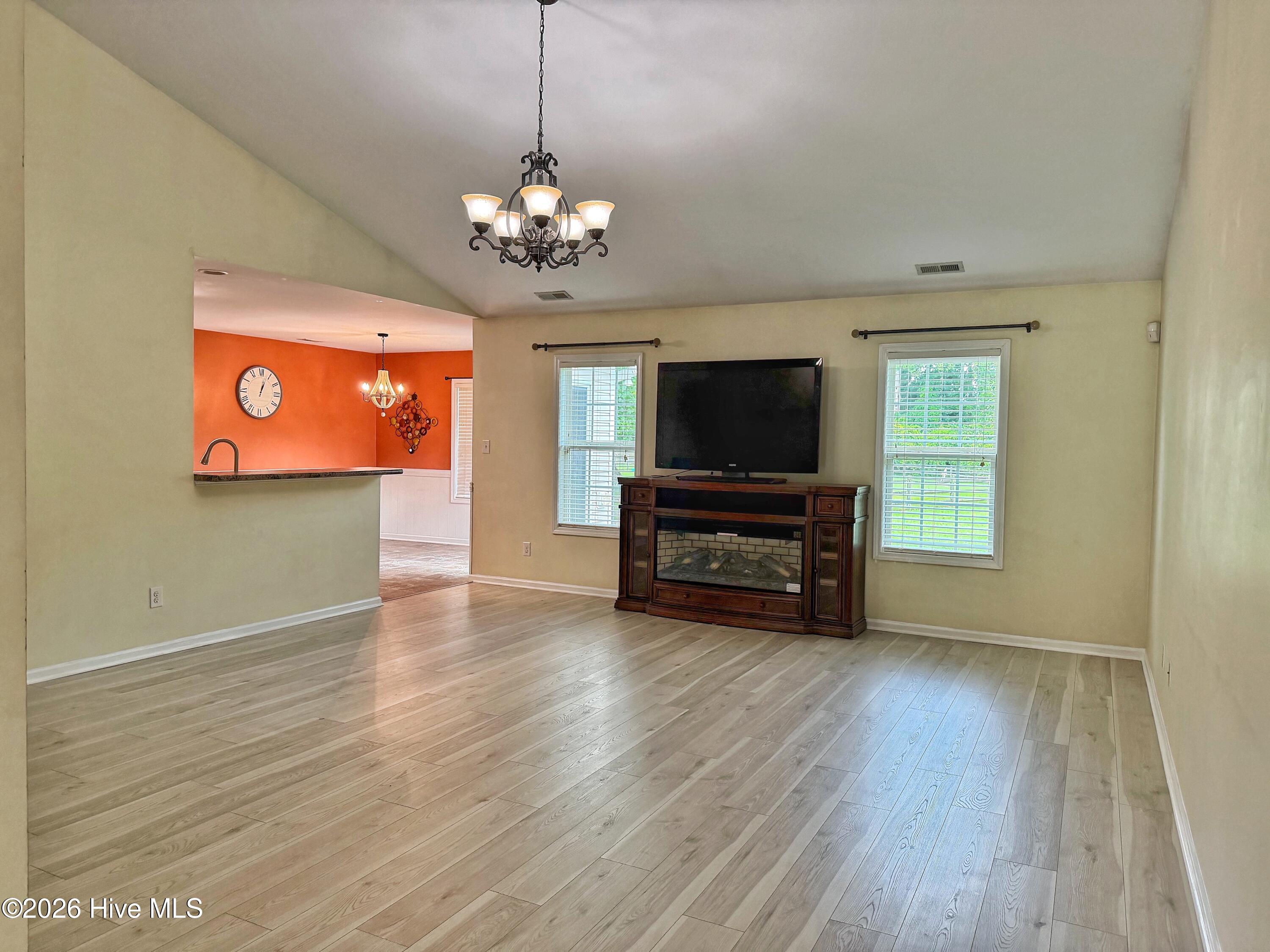165 Backfield Place Property Photo 6