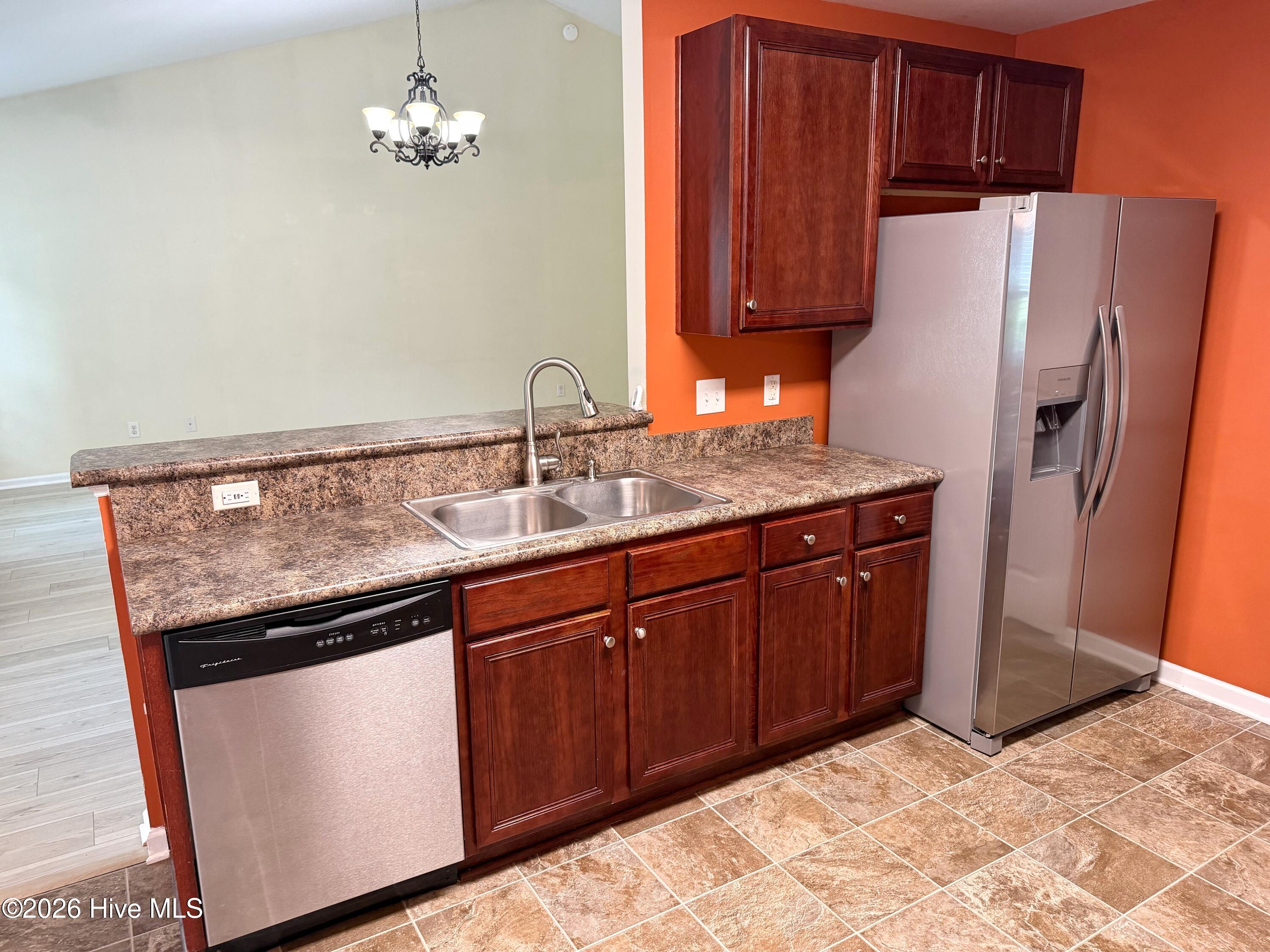 165 Backfield Place Property Photo 12