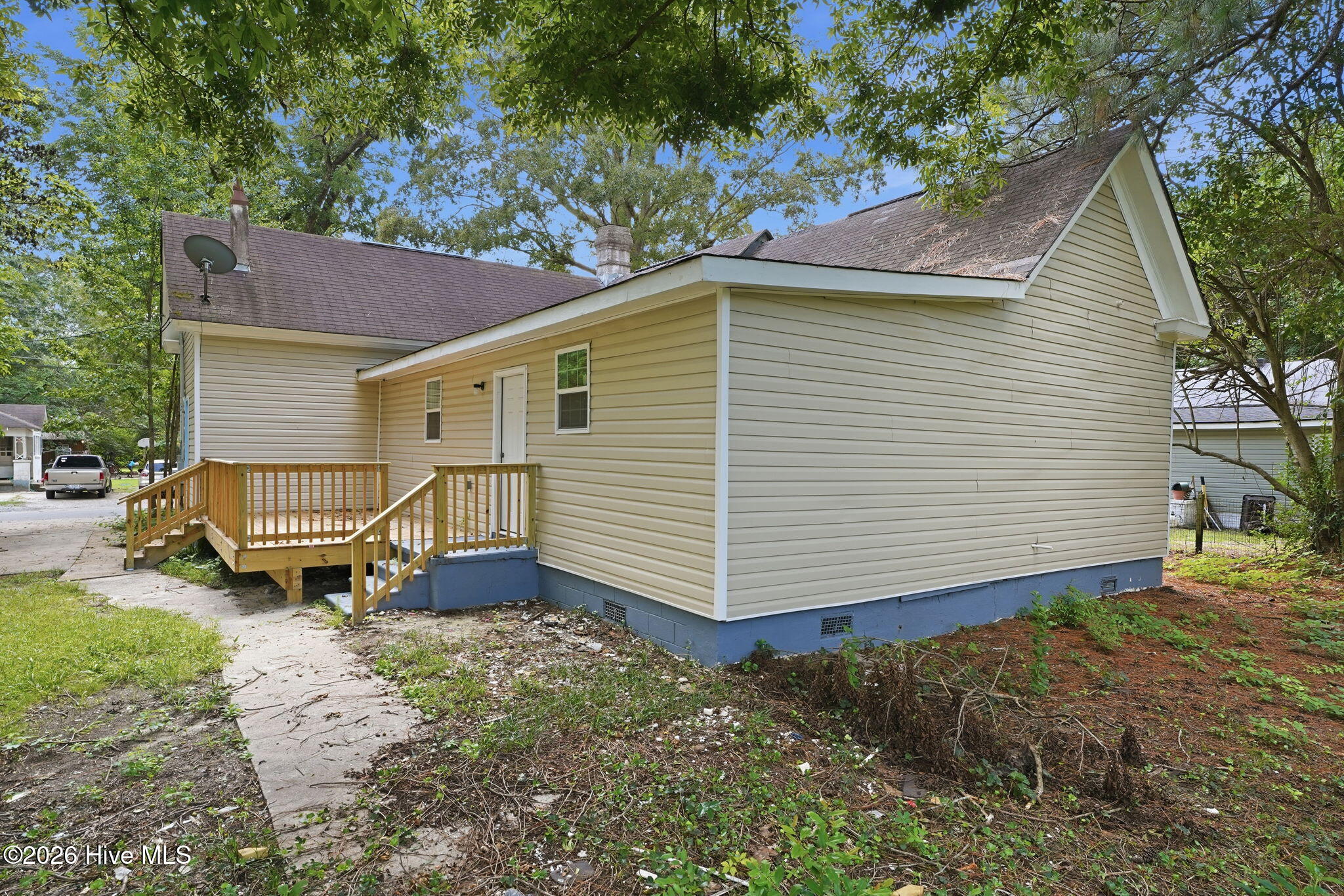 211 E Williamson Street Property Photo 34