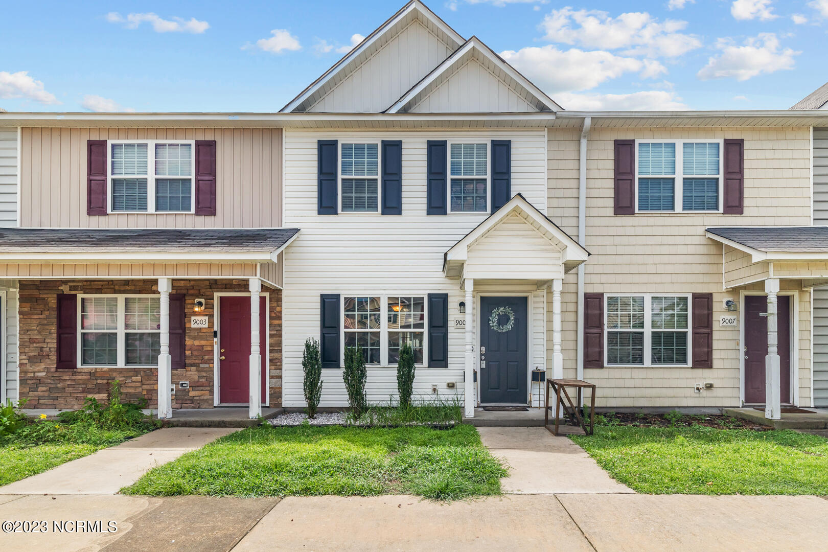 9005 Banister Loop Property Photo 1