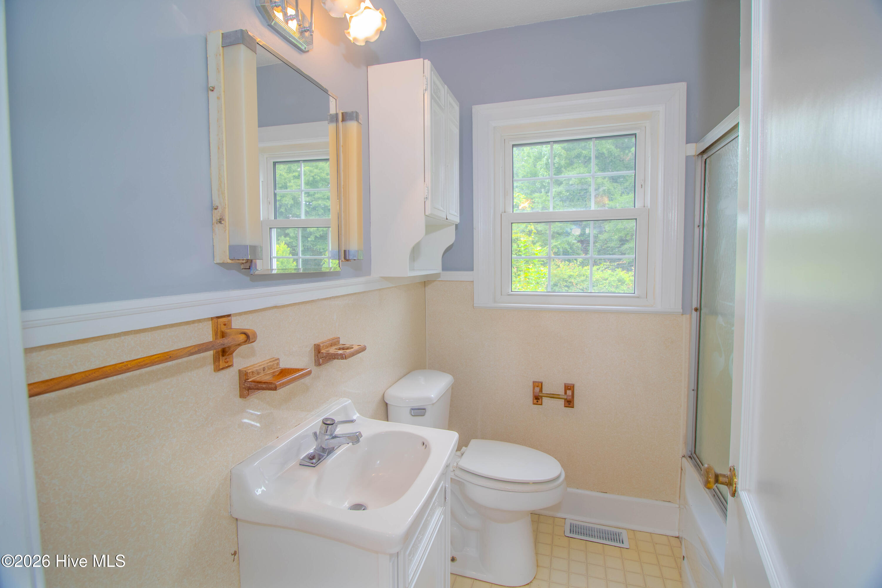 4202 Dewitt Road Property Photo 12