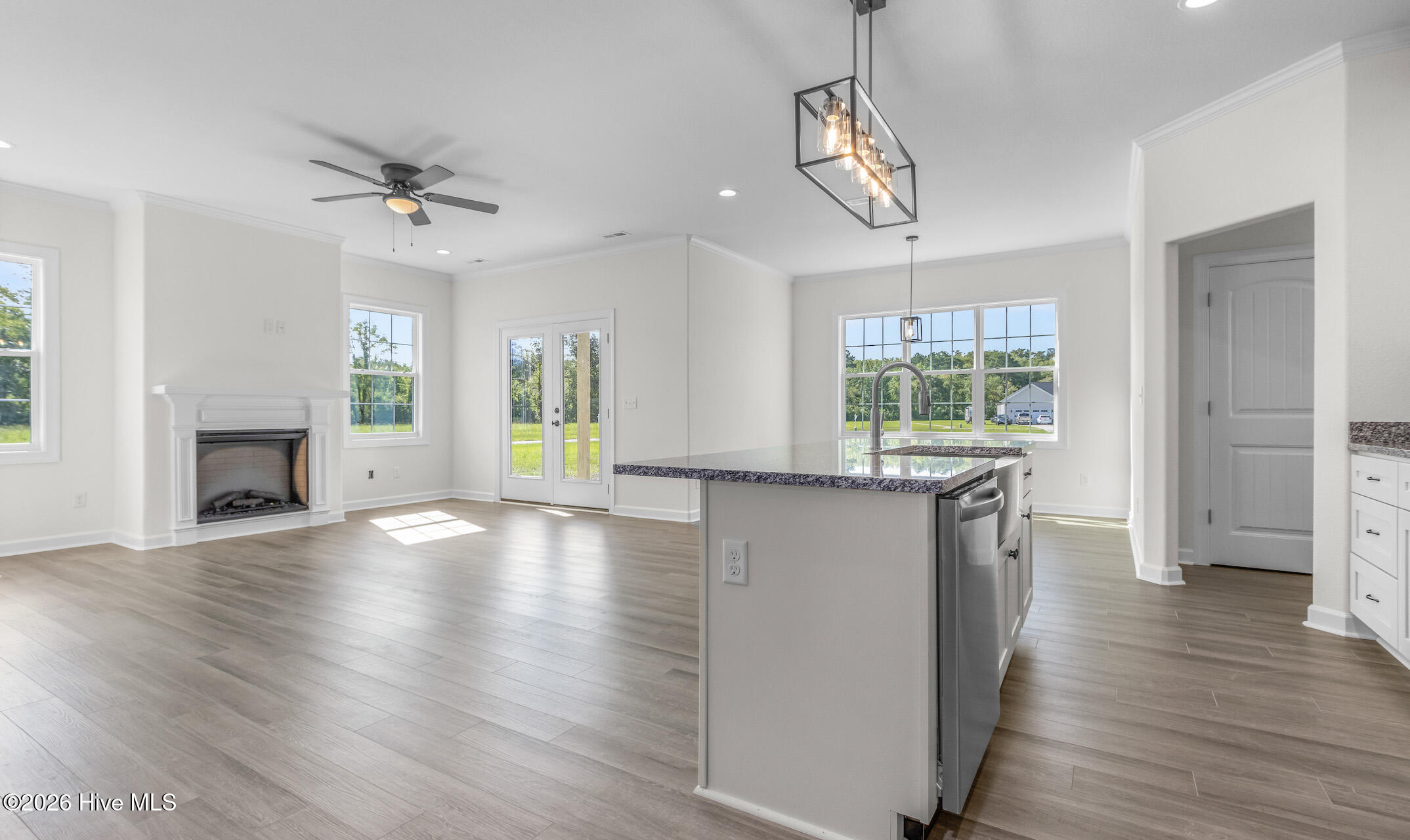 1383 Turnpike Road Property Photo 5