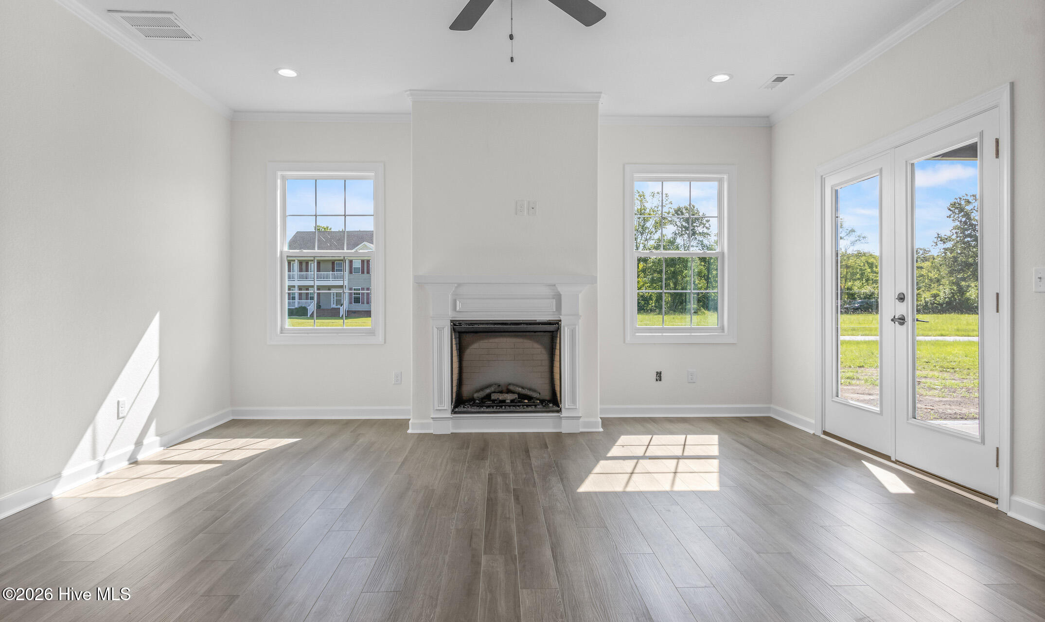 1383 Turnpike Road Property Photo 10