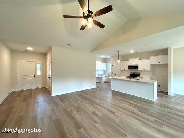 303 Wrenview Court Property Photo 11