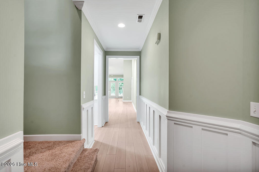 1175 Greensview Circle Property Photo 3