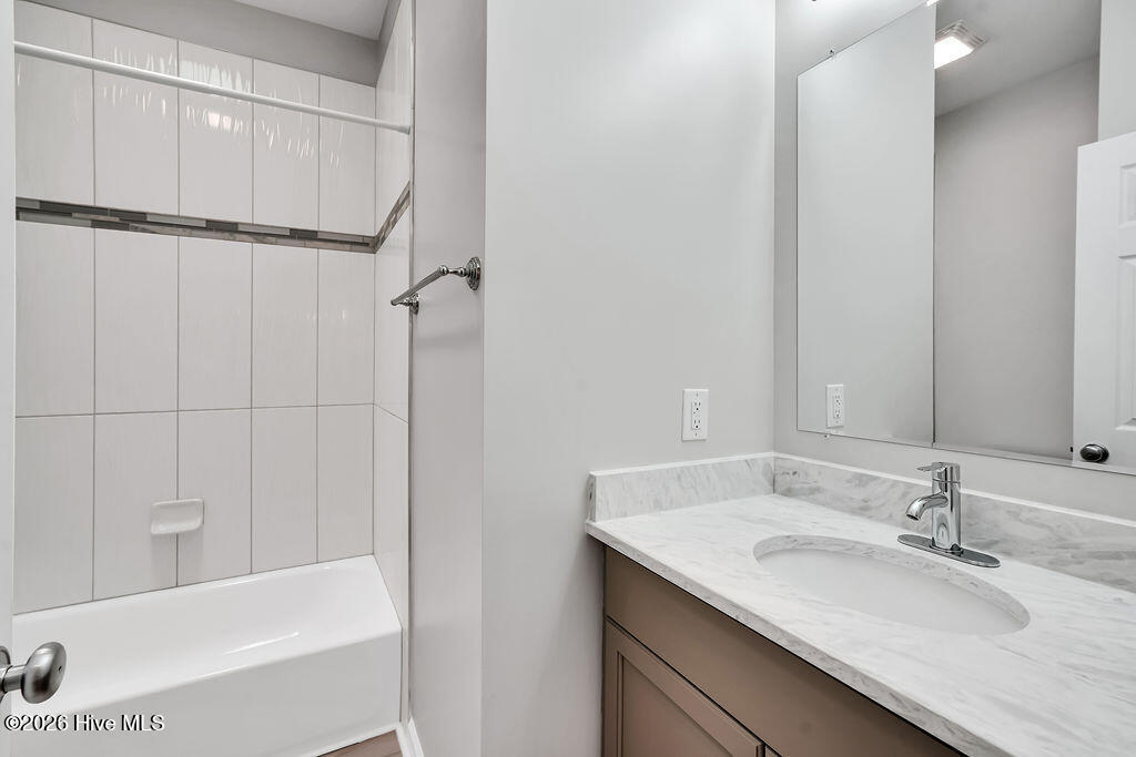 1175 Greensview Circle Property Photo 27
