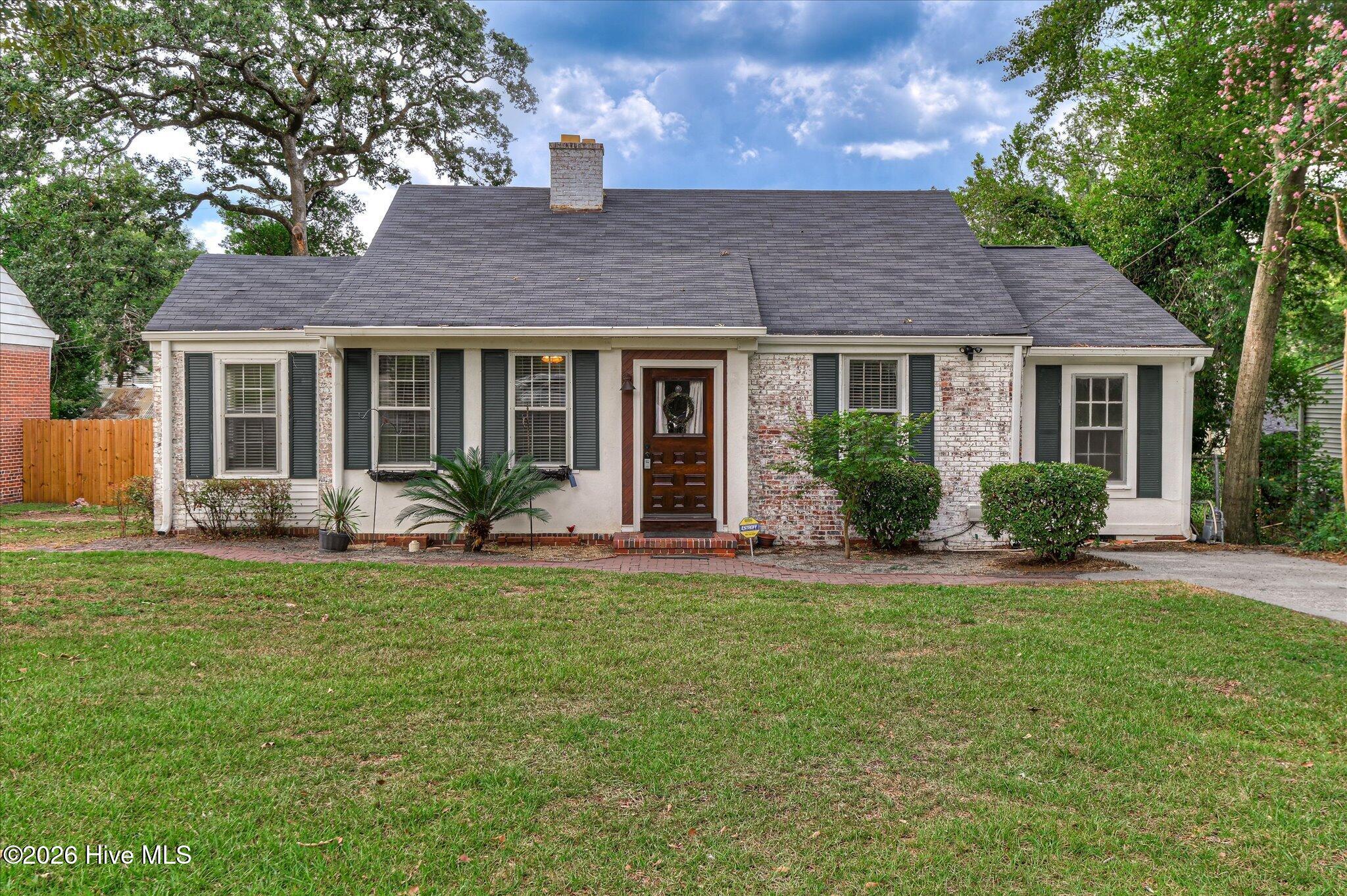 1740 King Woods Drive Property Photo 1