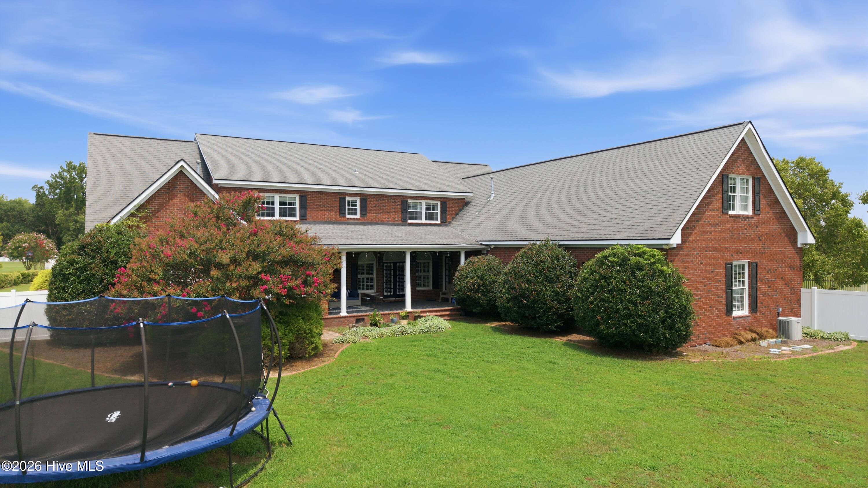 2239 Autumn Drive Property Photo 8