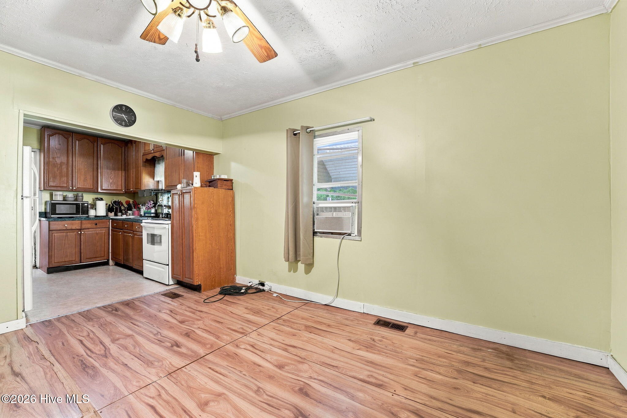 23780 Cotton Street Property Photo 13