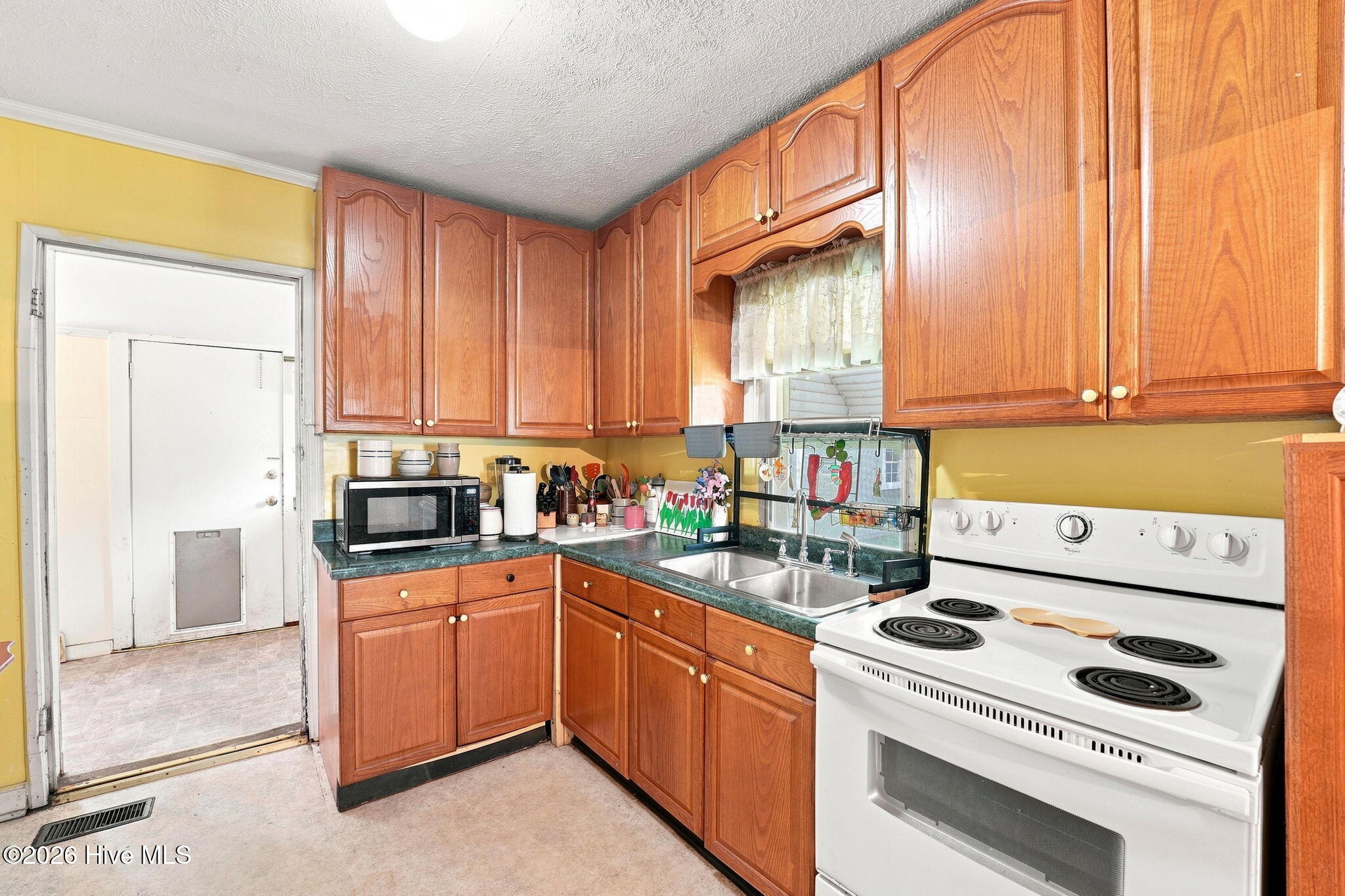 23780 Cotton Street Property Photo 15