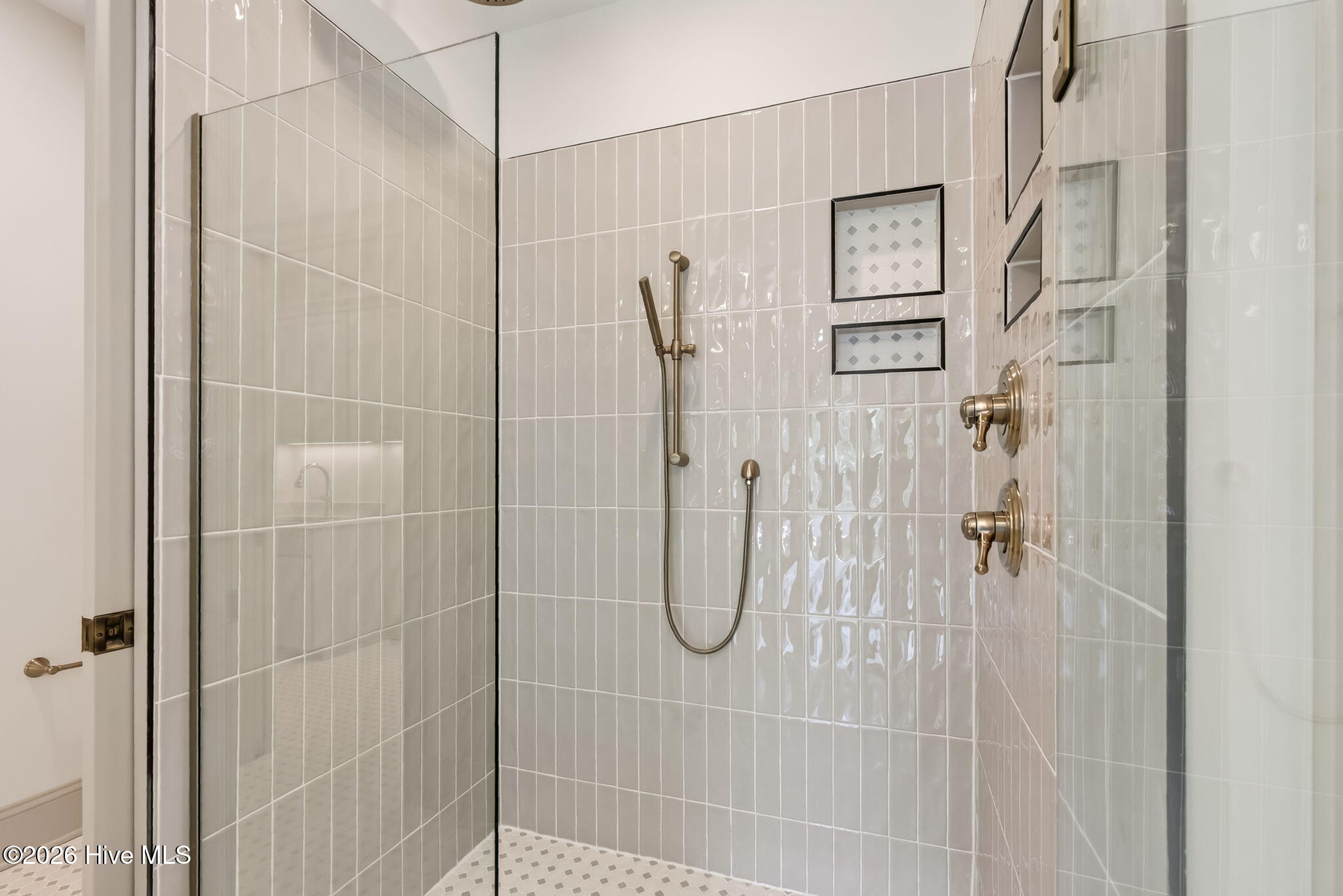 61 Griffin Road Property Photo 23