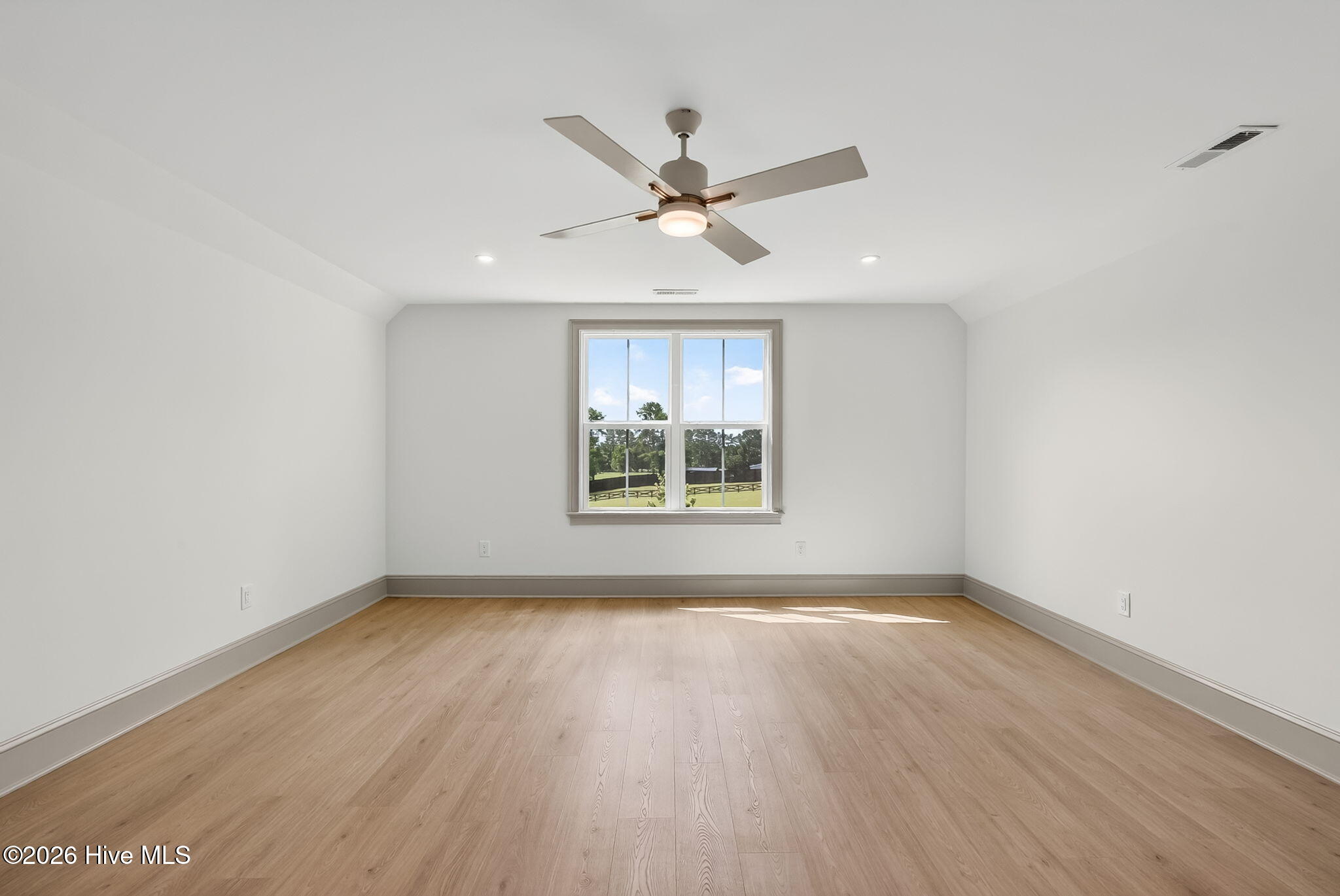 61 Griffin Road Property Photo 40