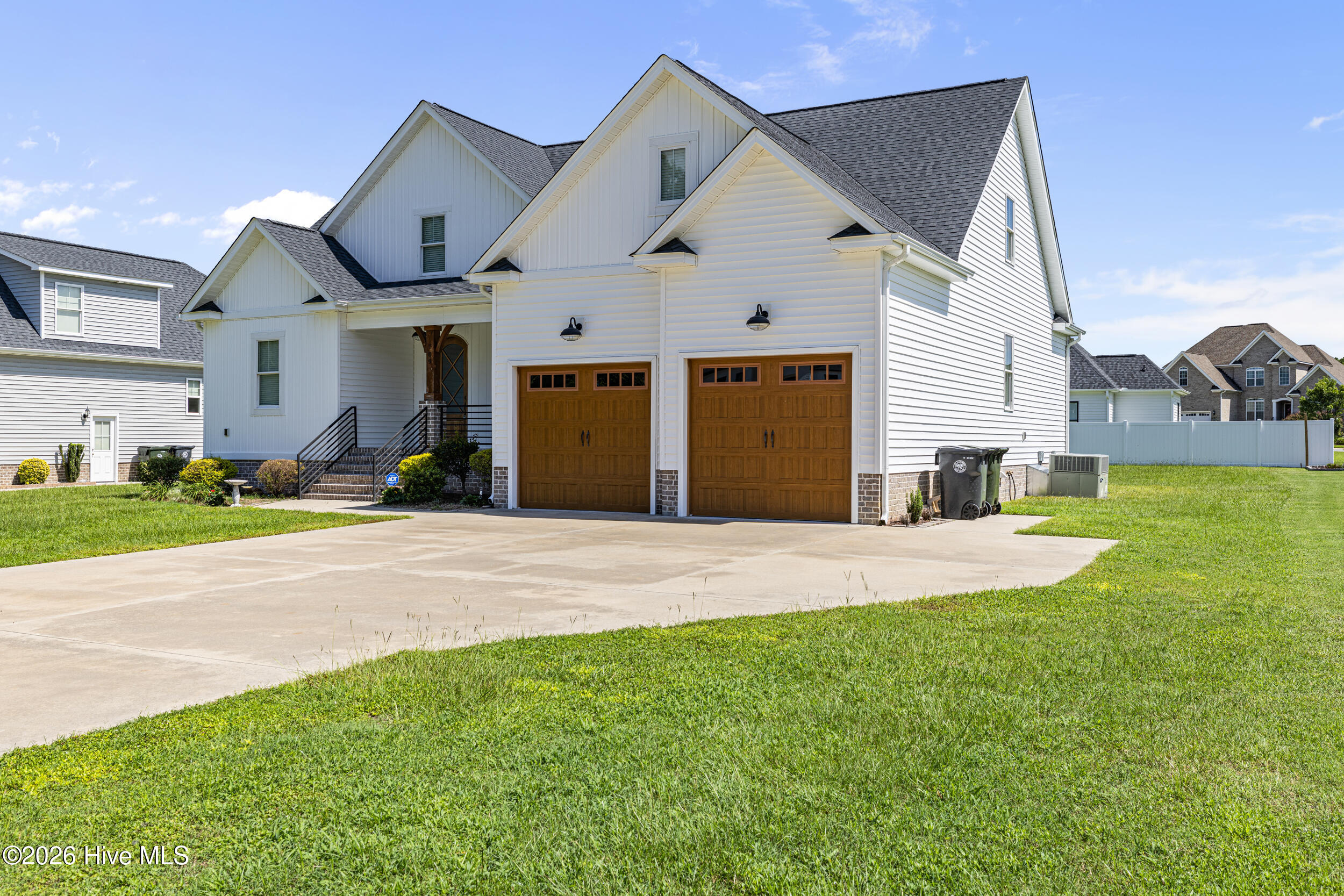 109 Michelle Dawn Drive Property Photo 2