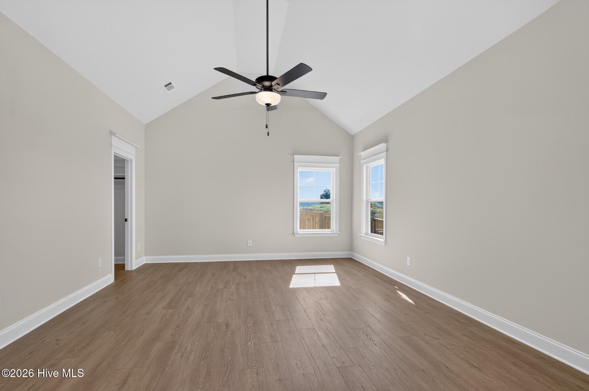 458 Woodlawn Street Property Photo 30