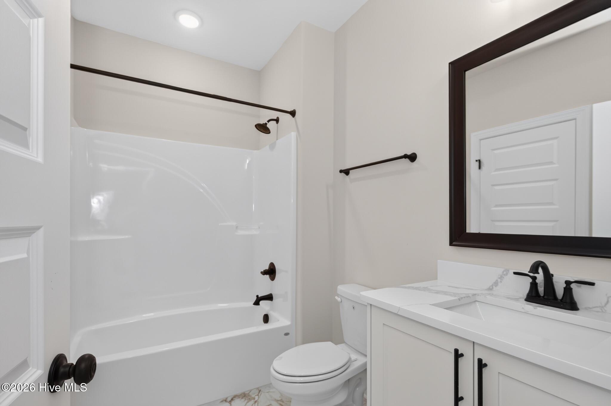 458 Woodlawn Street Property Photo 41