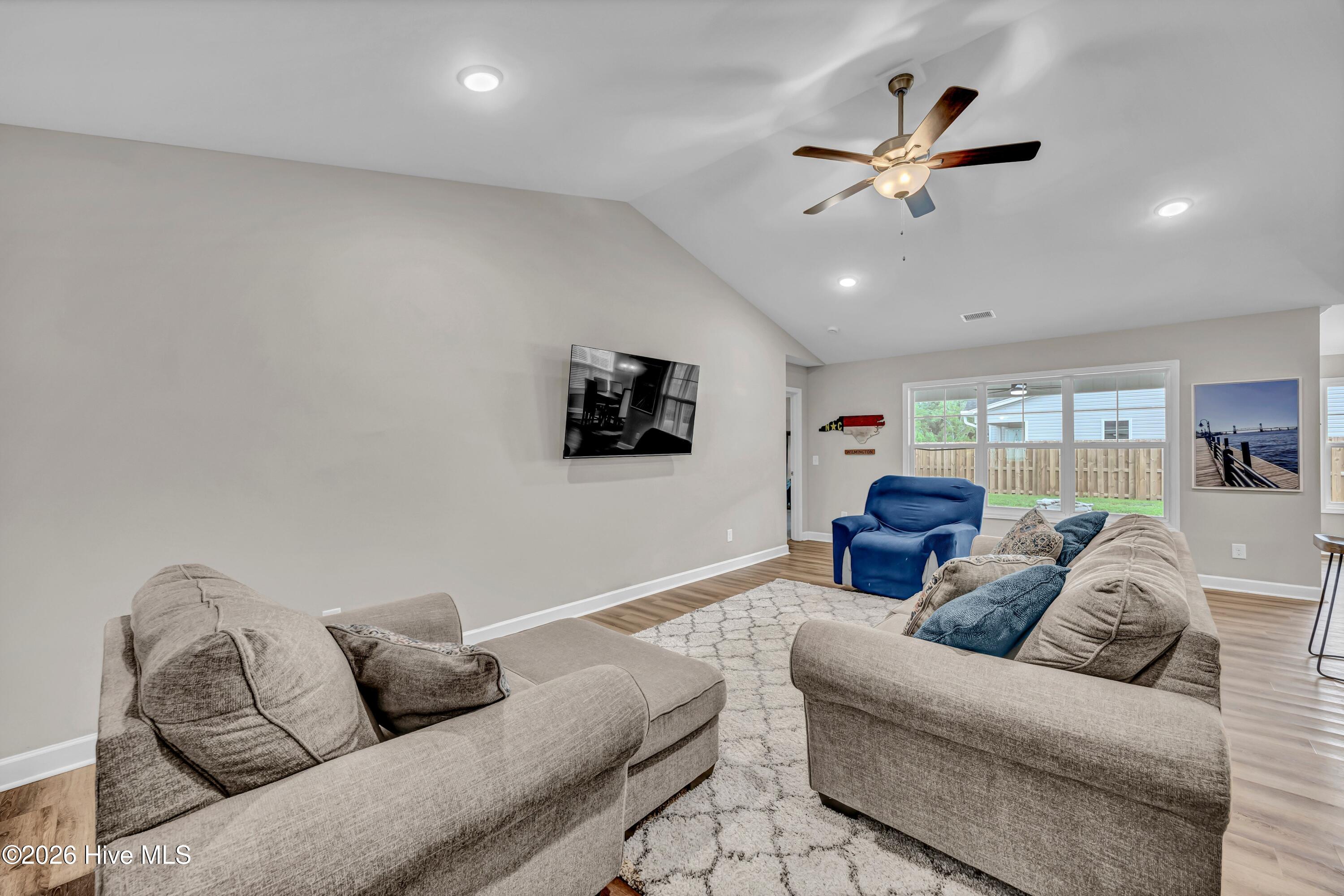 6009 Duxbury Court Property Photo 5