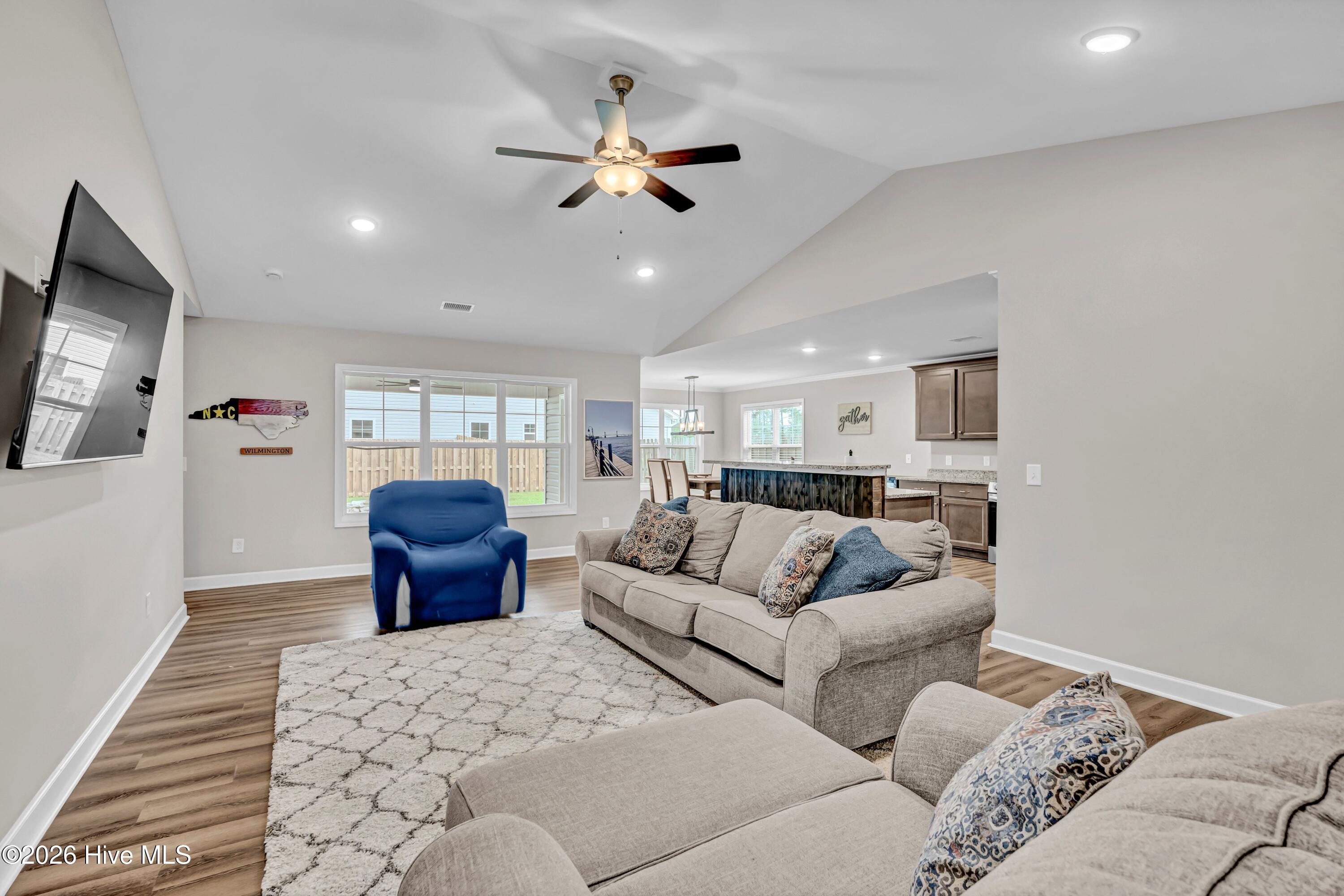 6009 Duxbury Court Property Photo 6