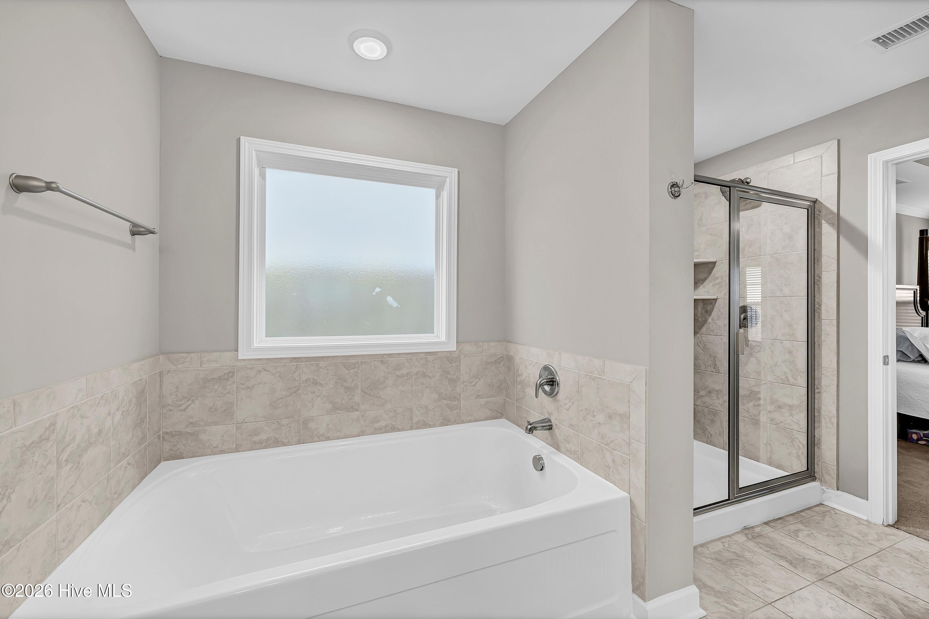 6009 Duxbury Court Property Photo 15