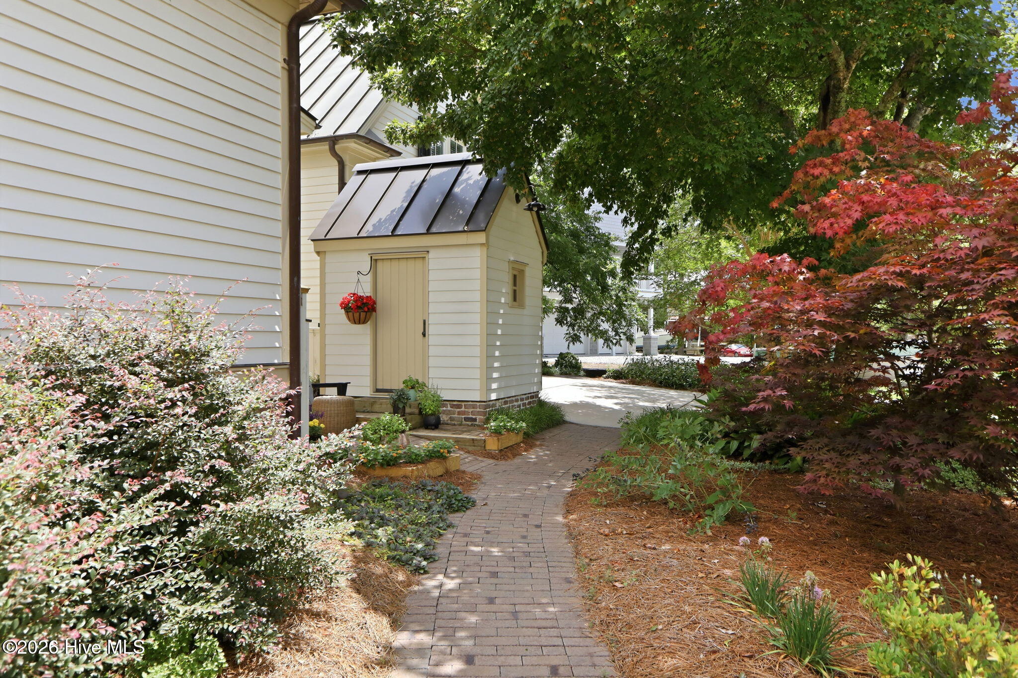 600 Broad Street Property Photo 71