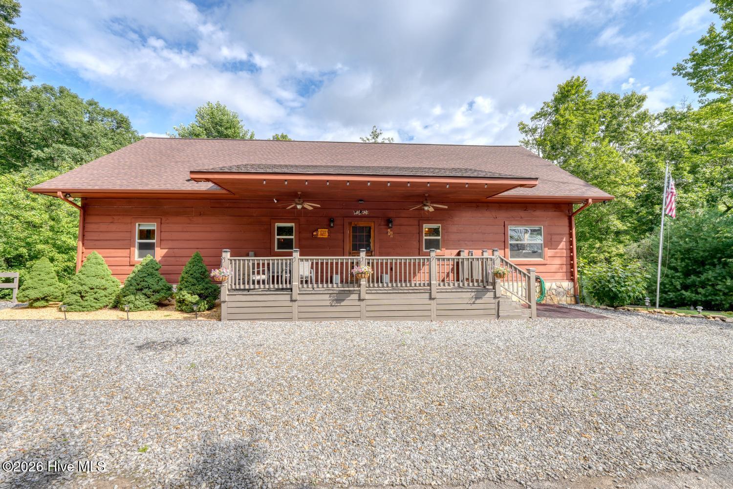 66 Huntington Circle Property Photo 1