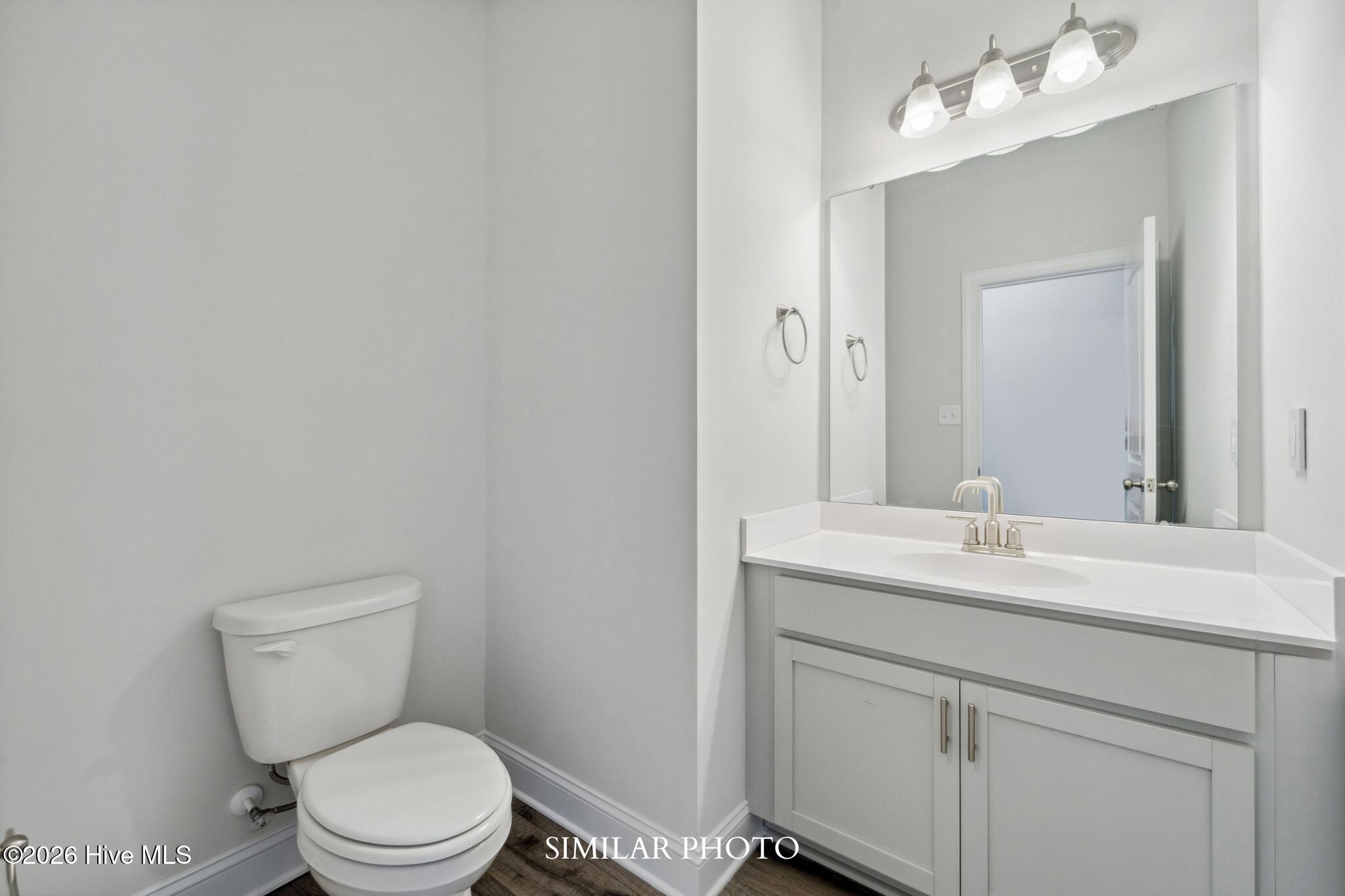 617 Blue Falcon Court Property Photo 5