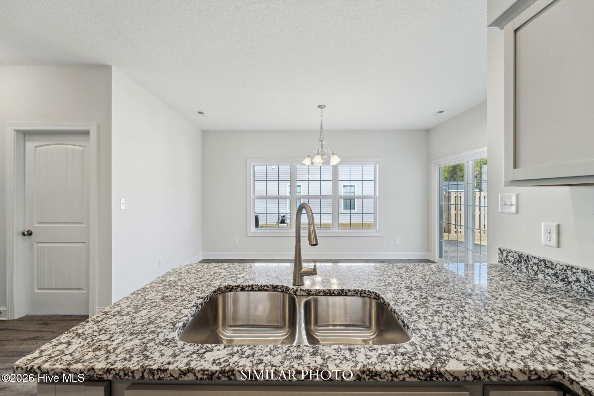 617 Blue Falcon Court Property Photo 10