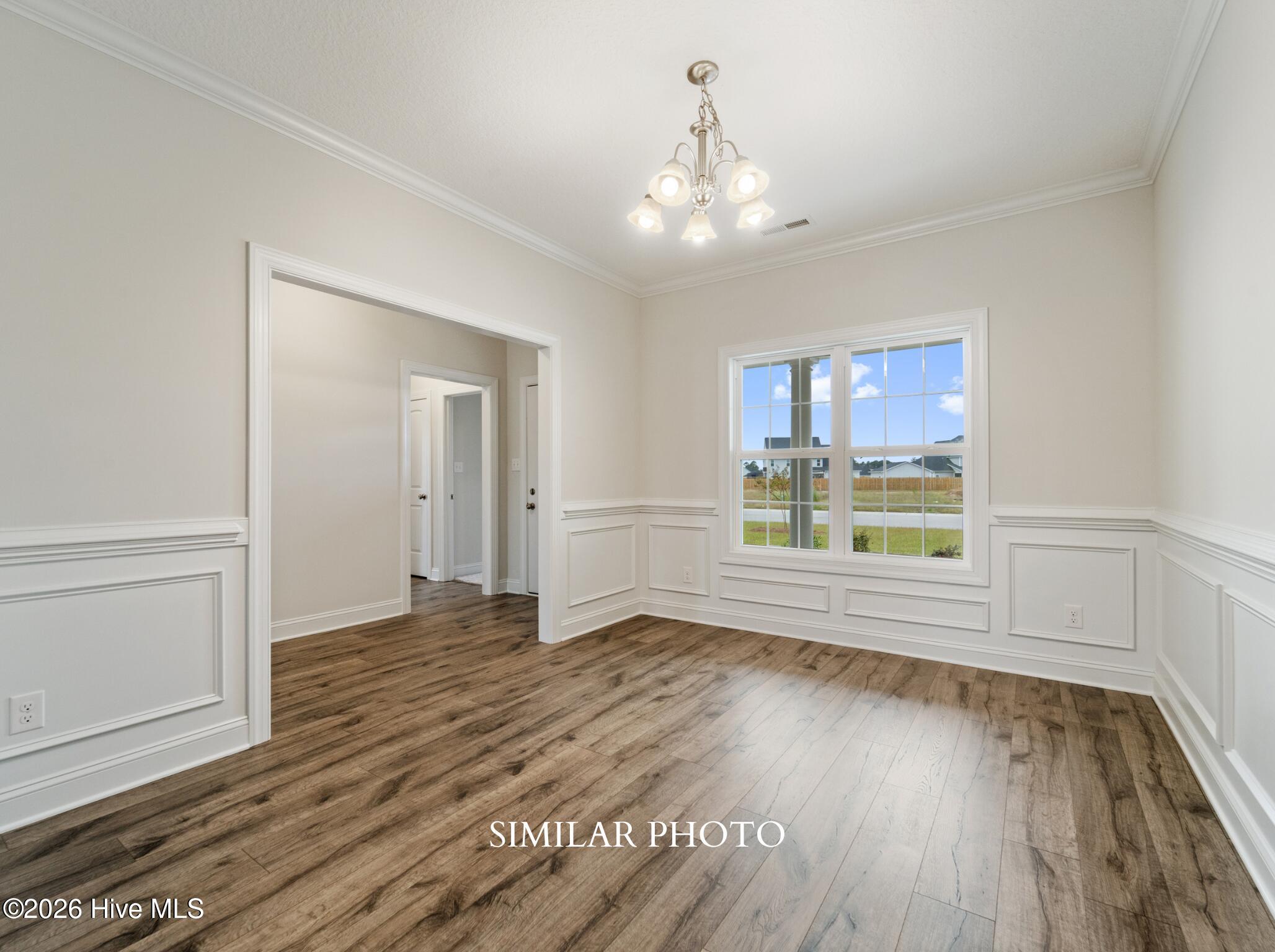 914 Miranda Court Property Photo 4