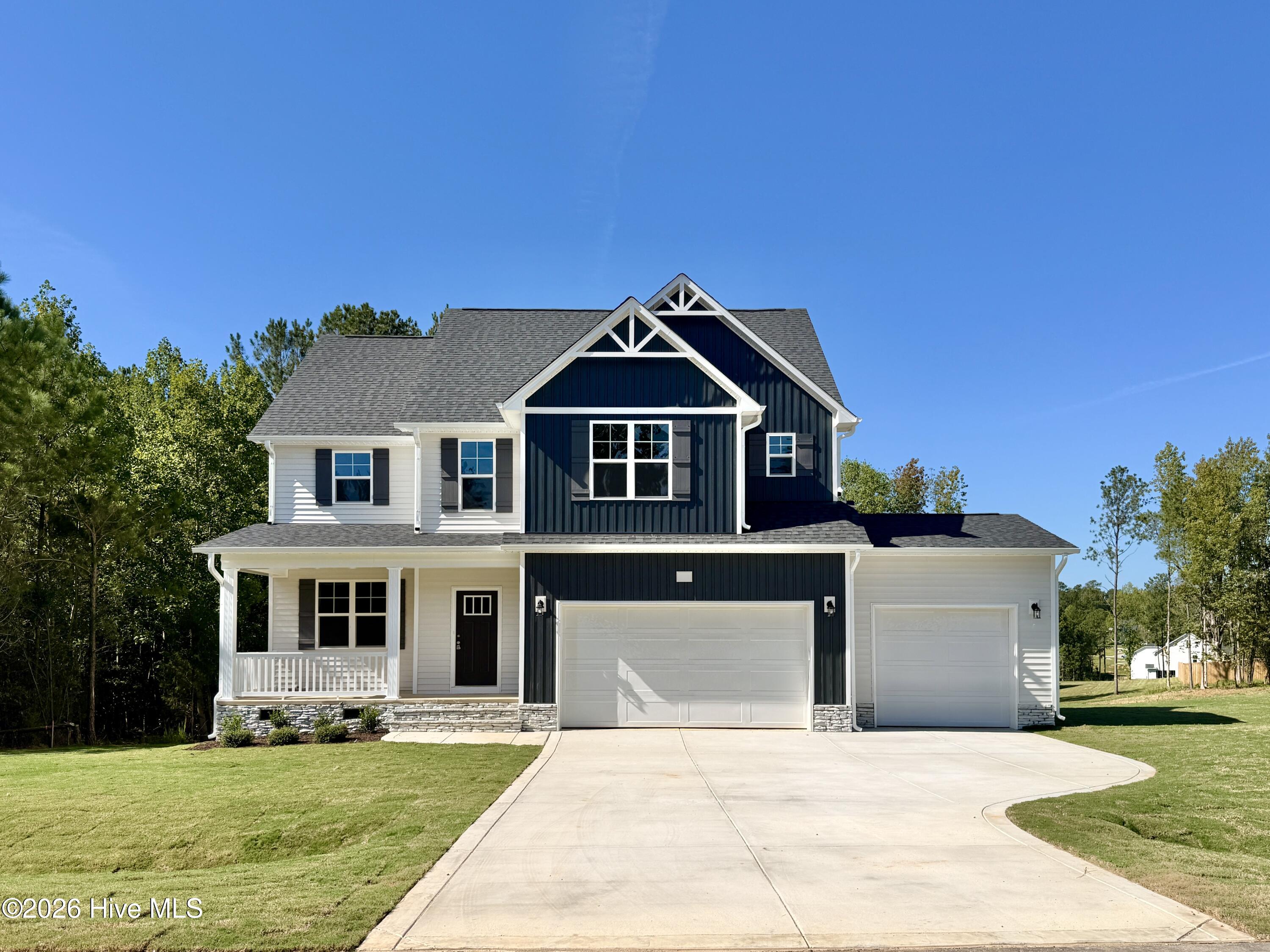 320 One Tree Hill Property Photo 1