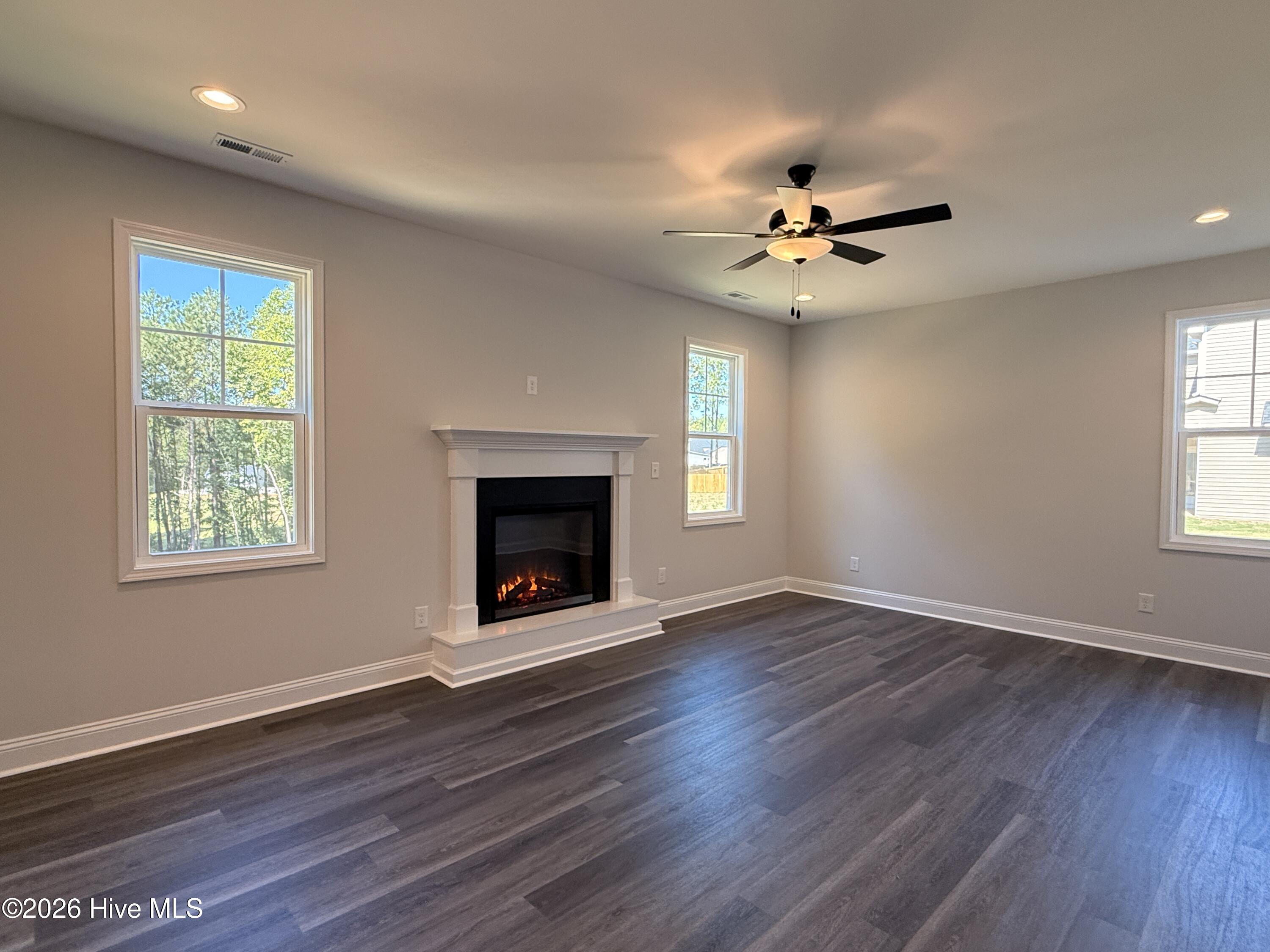 320 One Tree Hill Property Photo 15