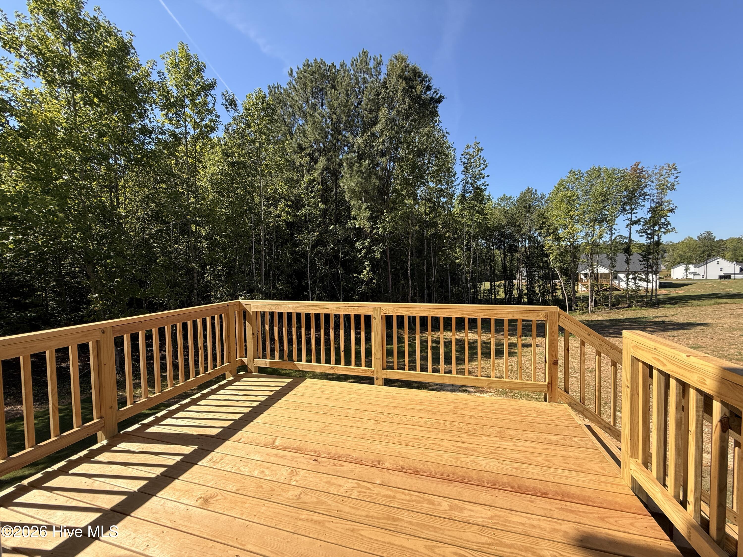 320 One Tree Hill Property Photo 18