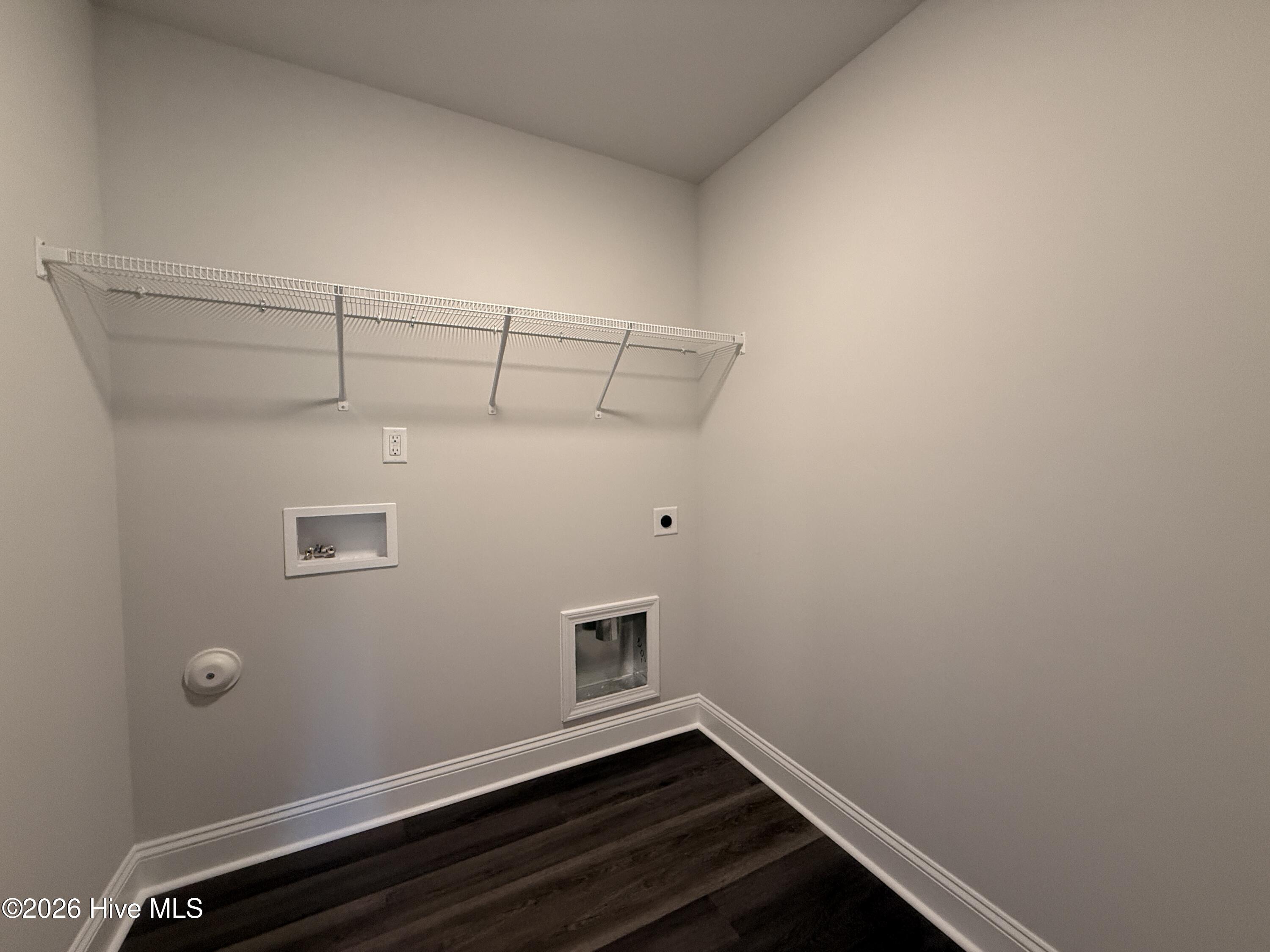 320 One Tree Hill Property Photo 30