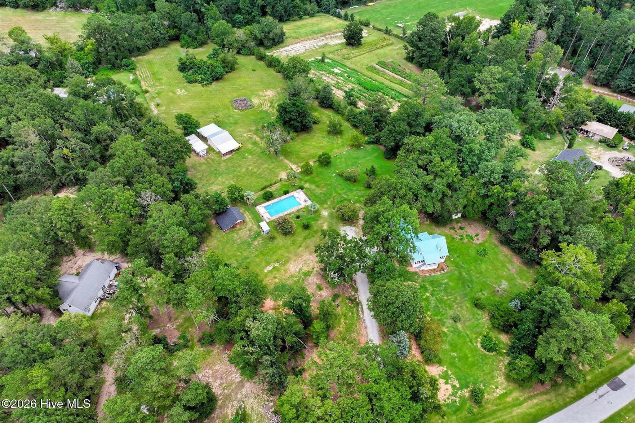 973 Forest Drive Property Photo 6