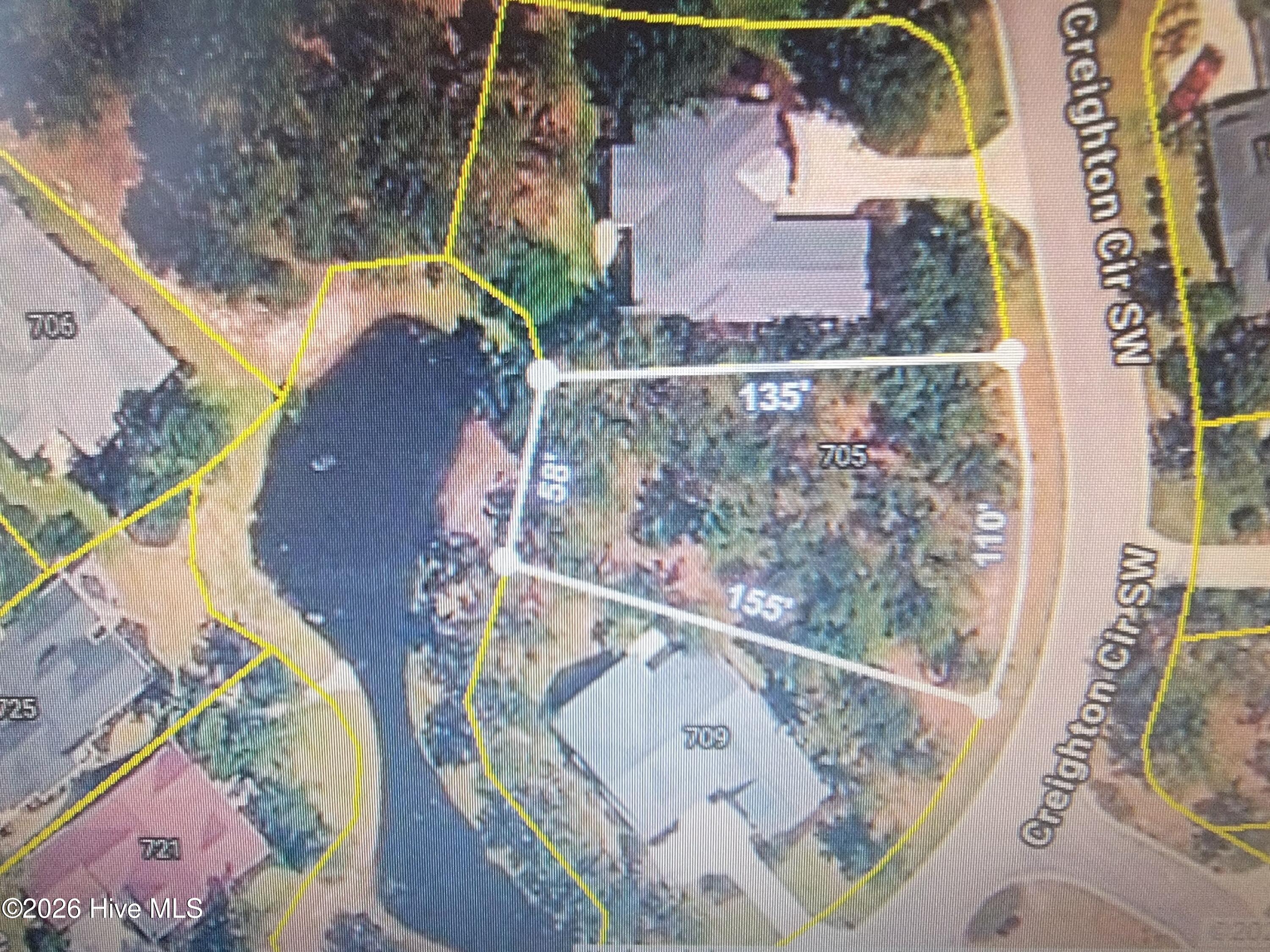 705 56 Creighton Circle Sw Property Photo 1
